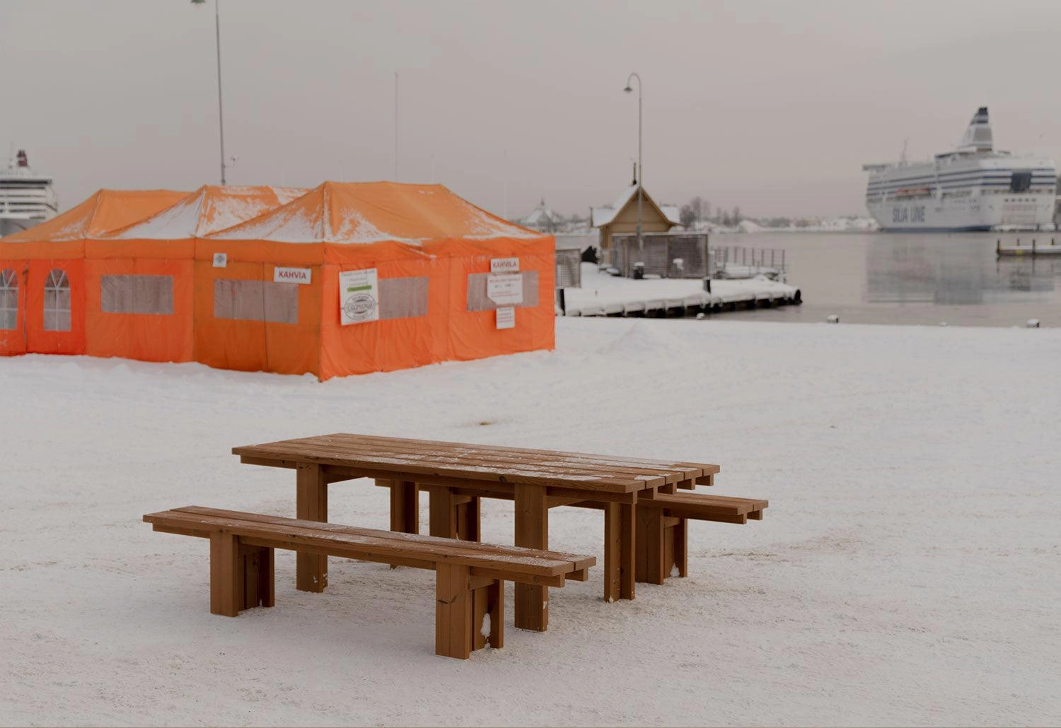 013 Osa Outdoor Dining Table