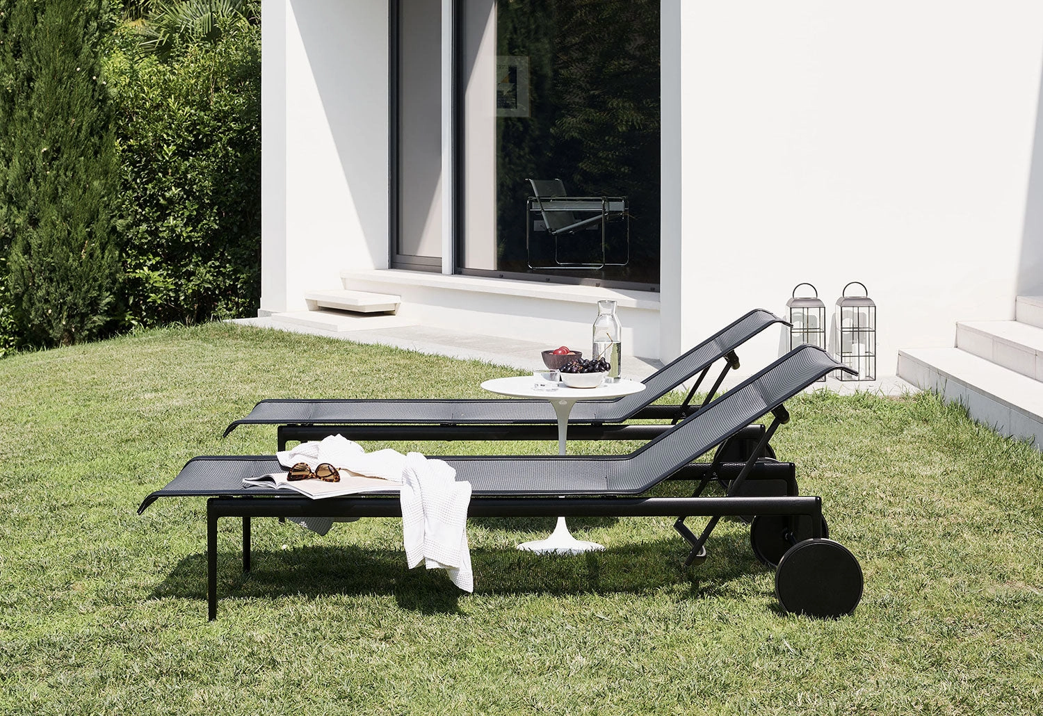 1966 Adjustable Chaise Longue