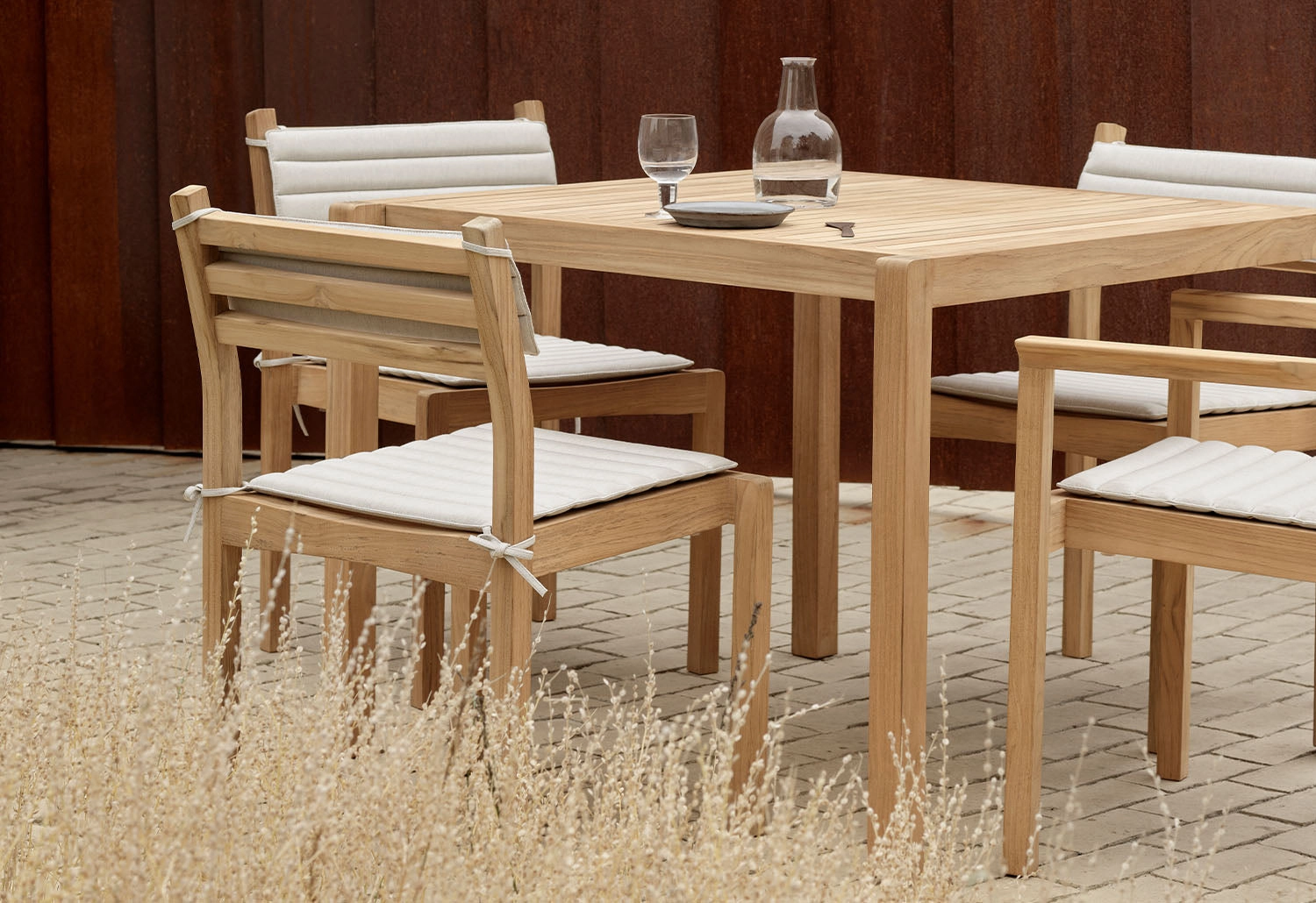 AH501 Outdoor Side Chair