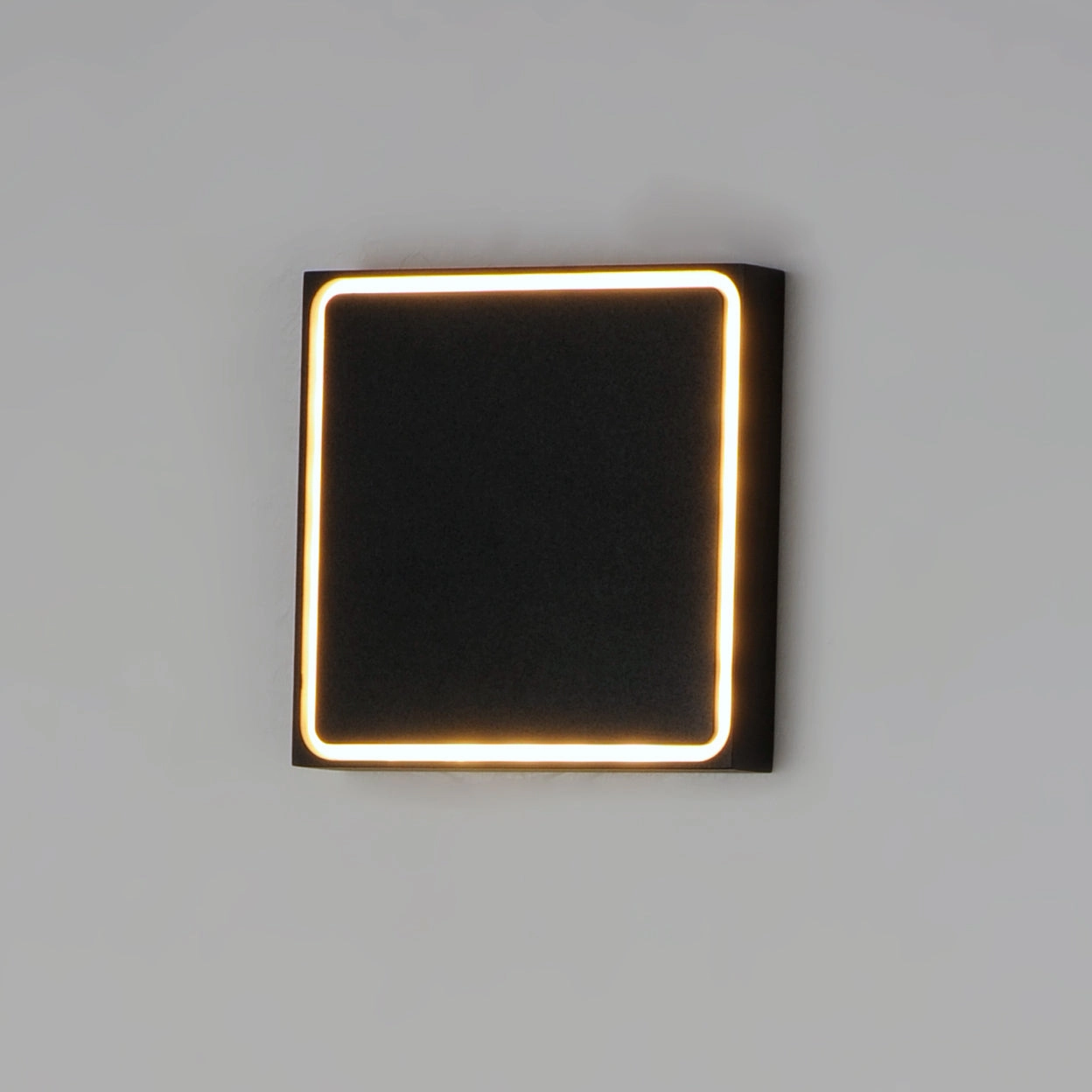 Alumilux Outline LED Outdoor Wall Light