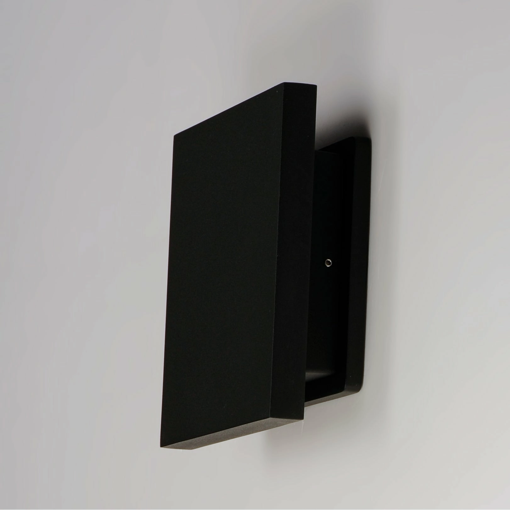 Alumilux Tau LED Outdoor Wall Light