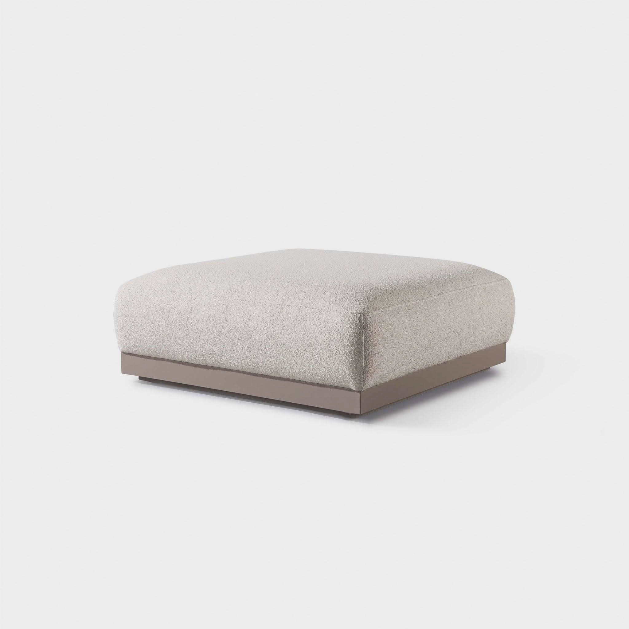 Amalfi Ottoman
