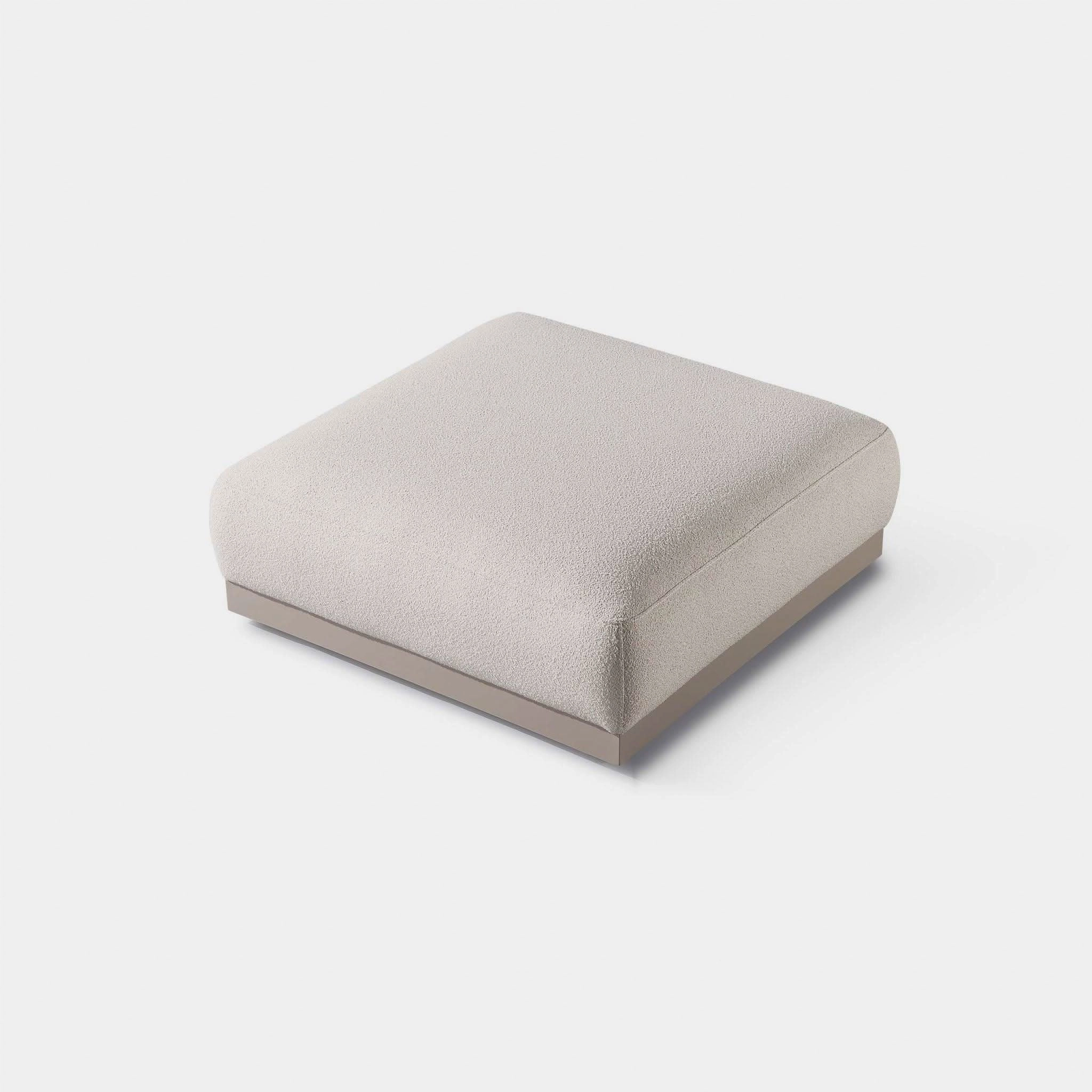 Amalfi Ottoman