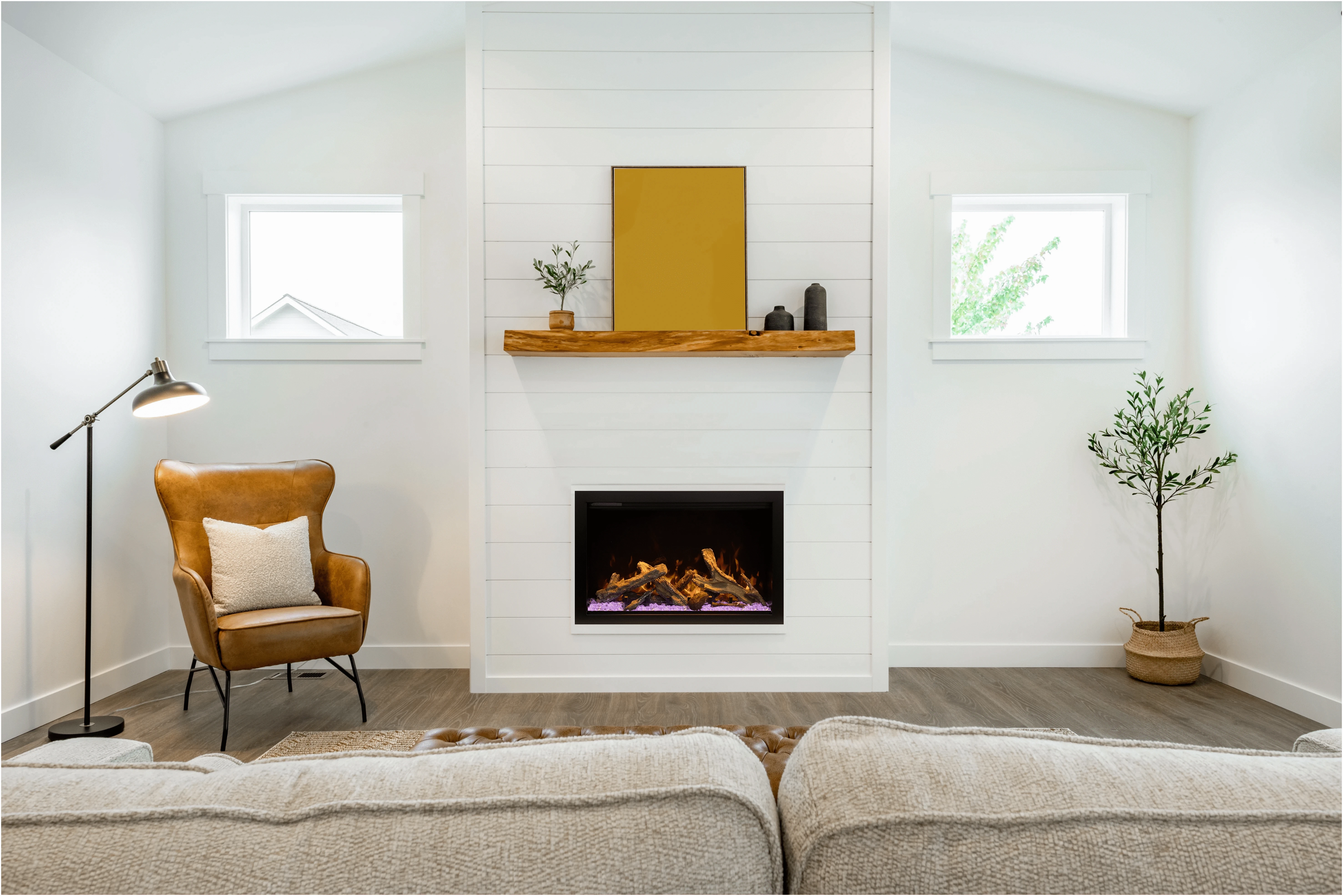 Amantii 30" Lumina Traditional Series Electric Fireplace TRD-30-LUMINA
