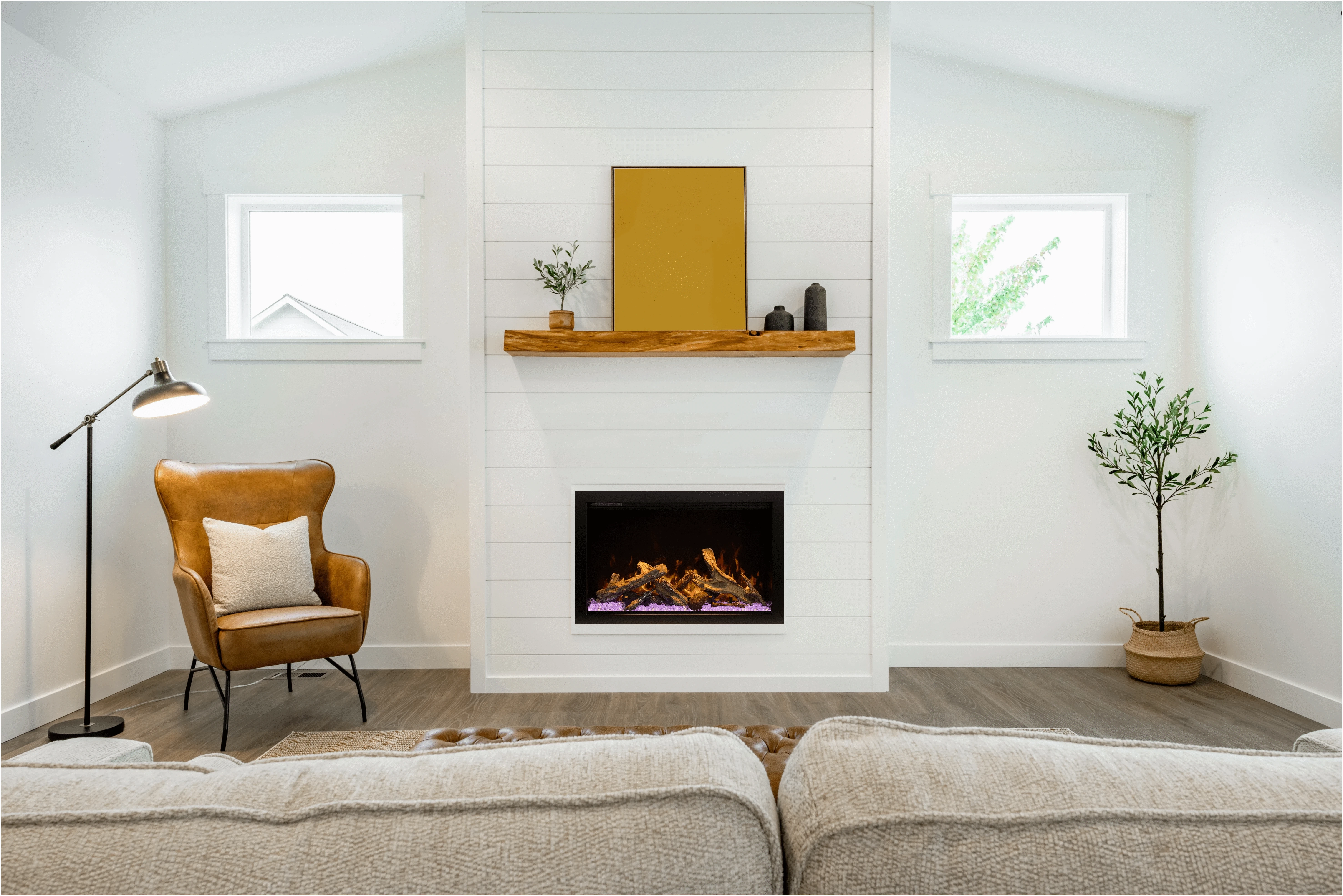 Amantii 48" Lumina Traditional Series Electric Fireplace TRD-48-LUMINA