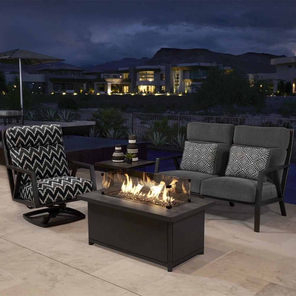 Aris Loveseat