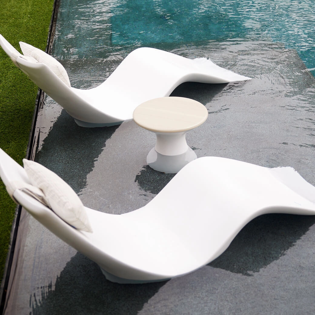 Autograph Chaise
