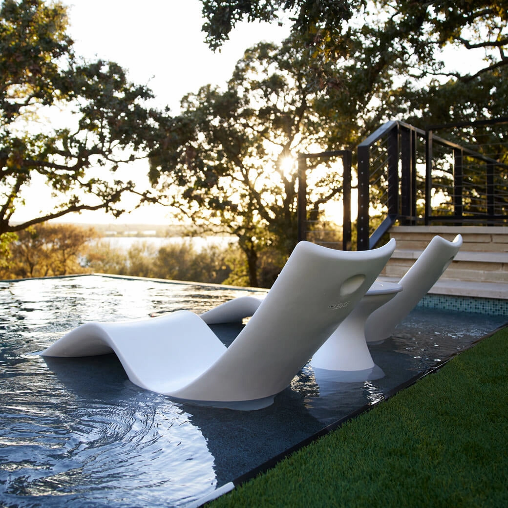 Autograph Chaise