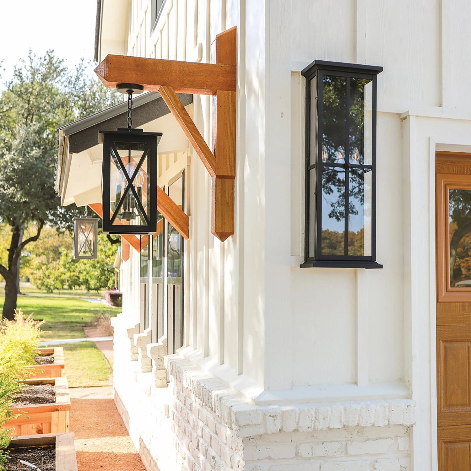 Avondale 4-Light Outdoor Hanging Lantern