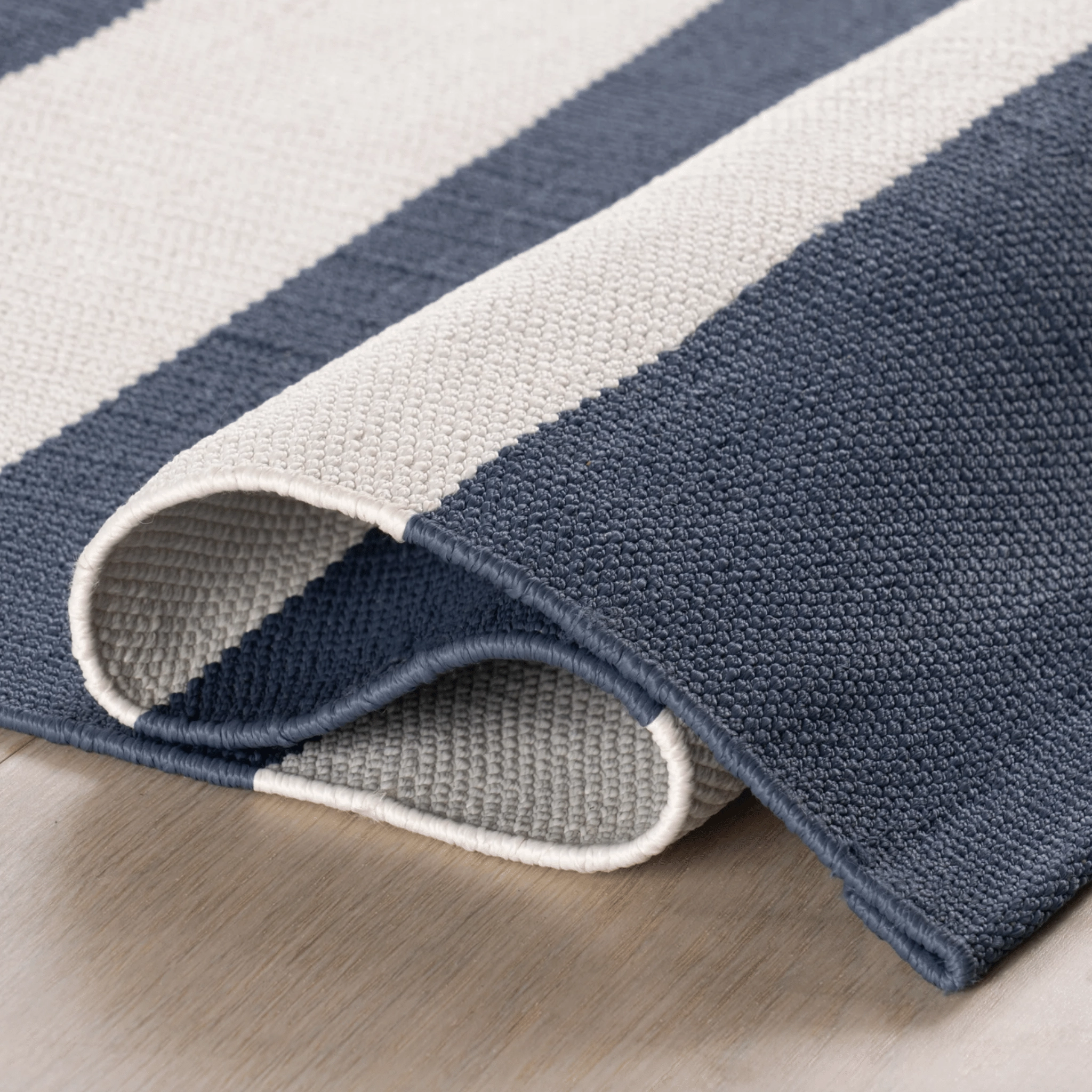 Banks Stripe Handwoven Indoor/Outdoor Rug - Navy
