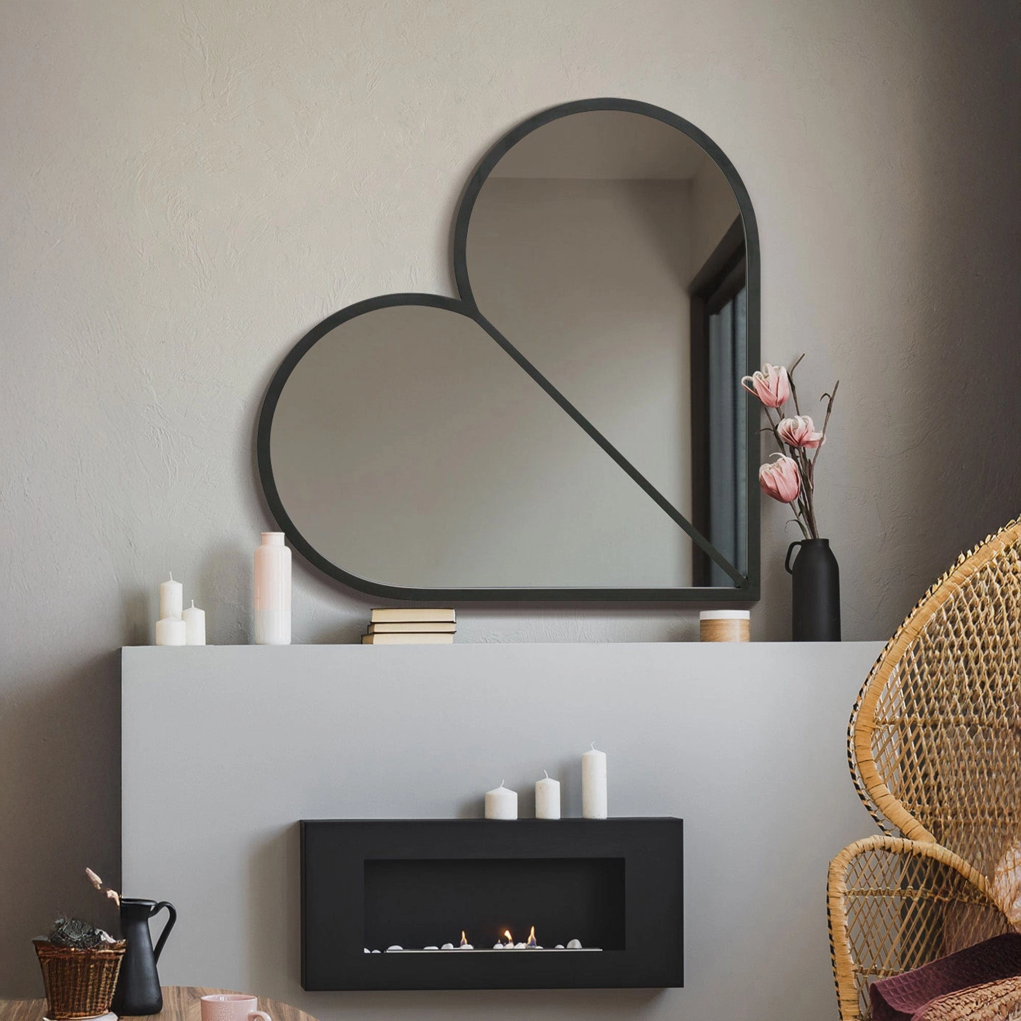 Belle - Black Heart Shaped Mirror