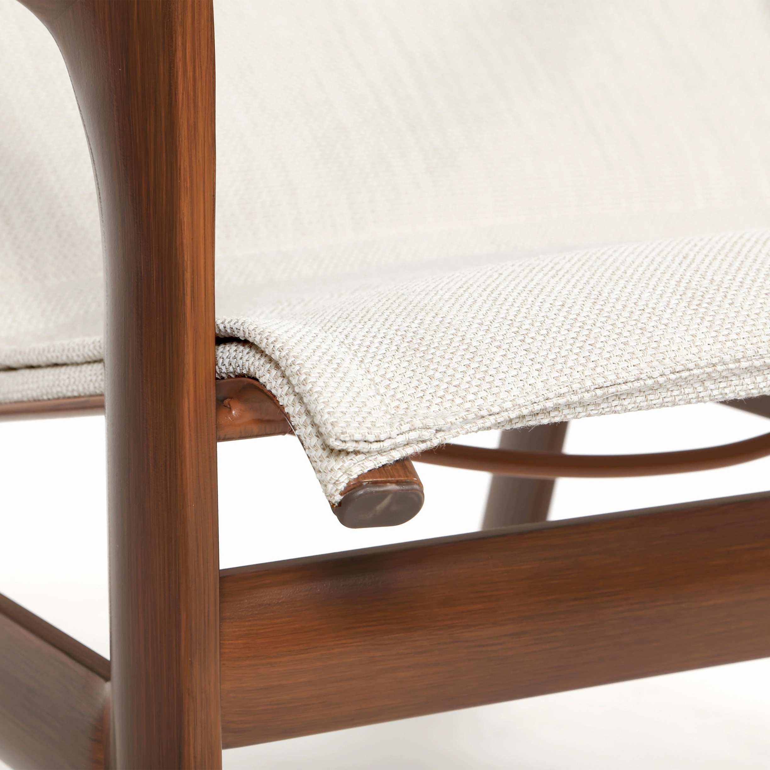 Berkeley Padded Sling Lounge Chair