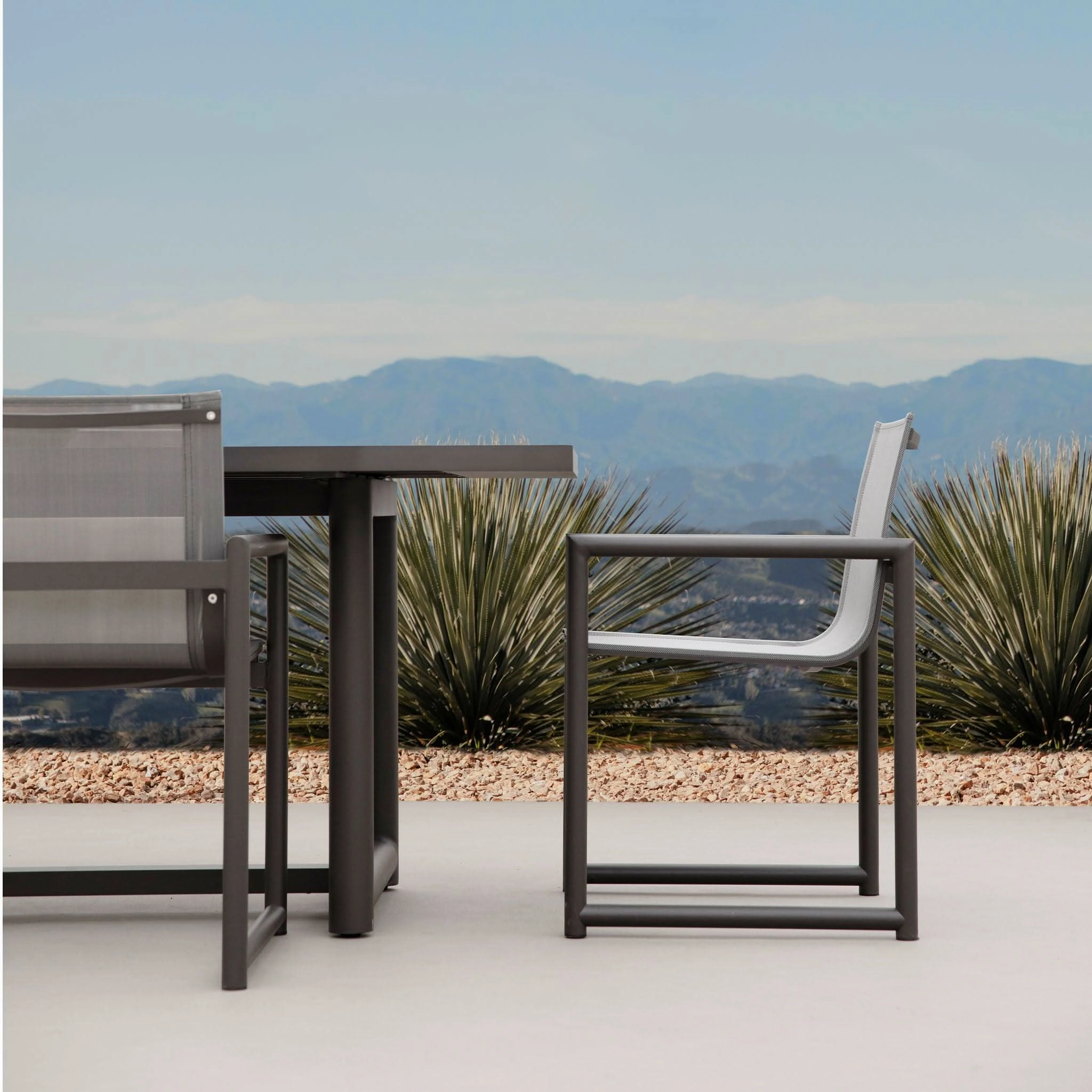 Breeze Xl Aluminum Dining Table 102"