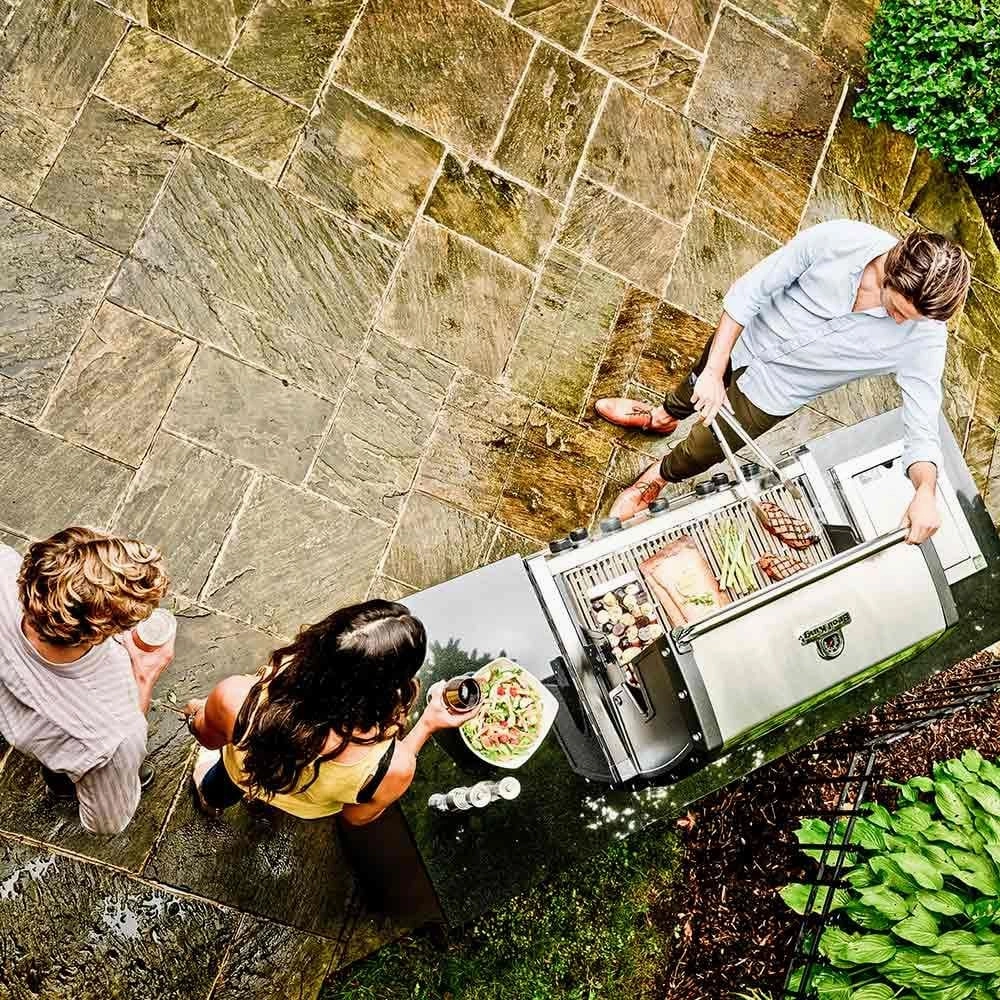Broil King Imperial S590i Gas Grill Island