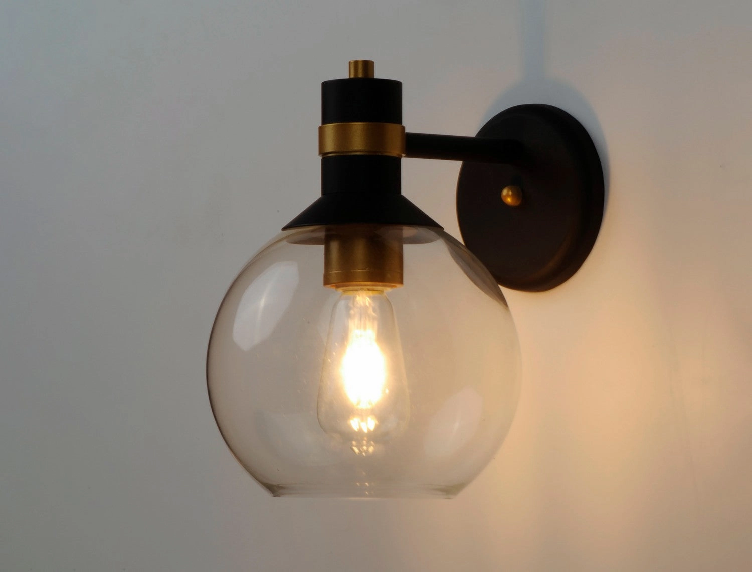 Cabin LED Outdoor Wall Sconce Bronze / Gold
