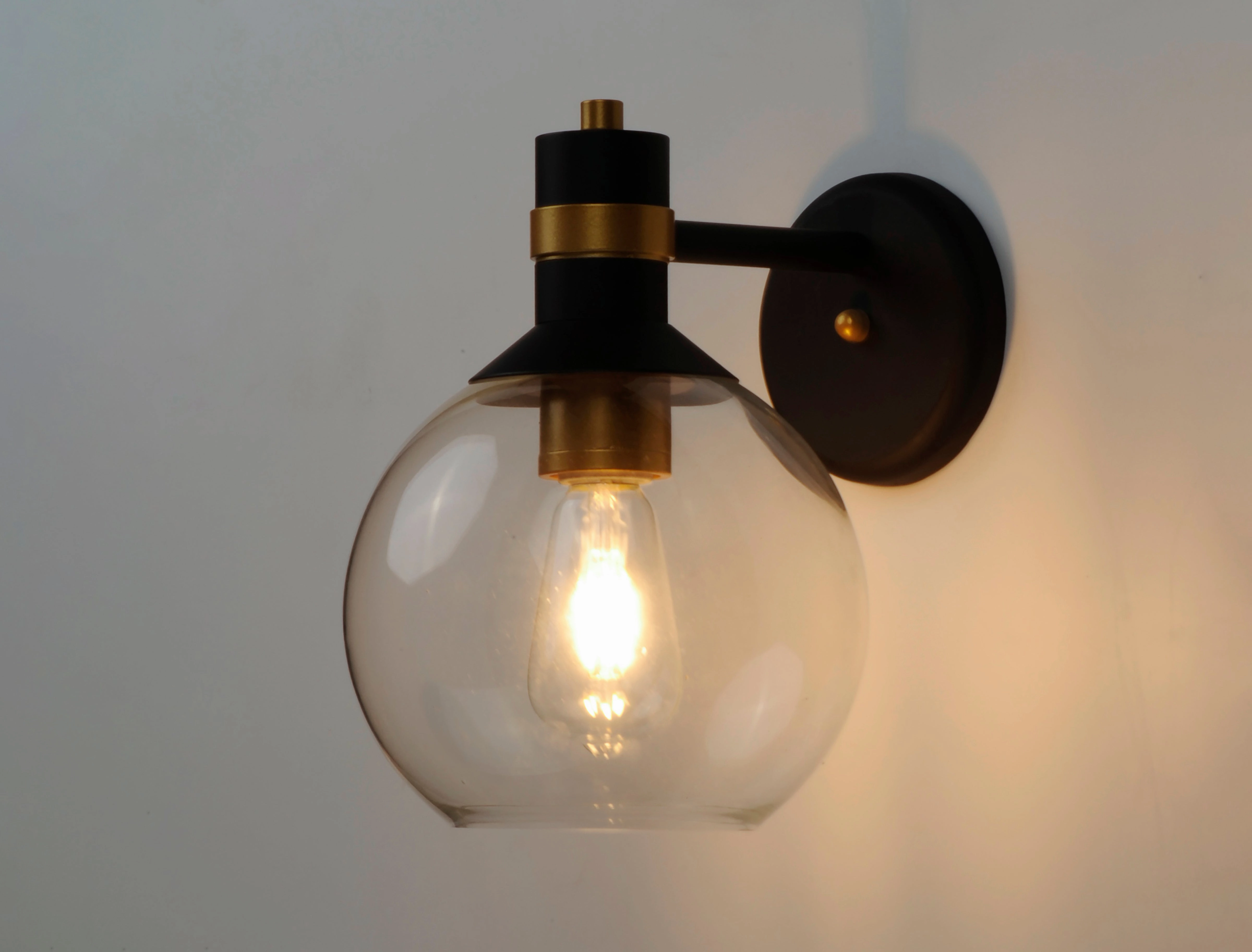 Cabin LED Outdoor Wall Sconce Bronze / Gold