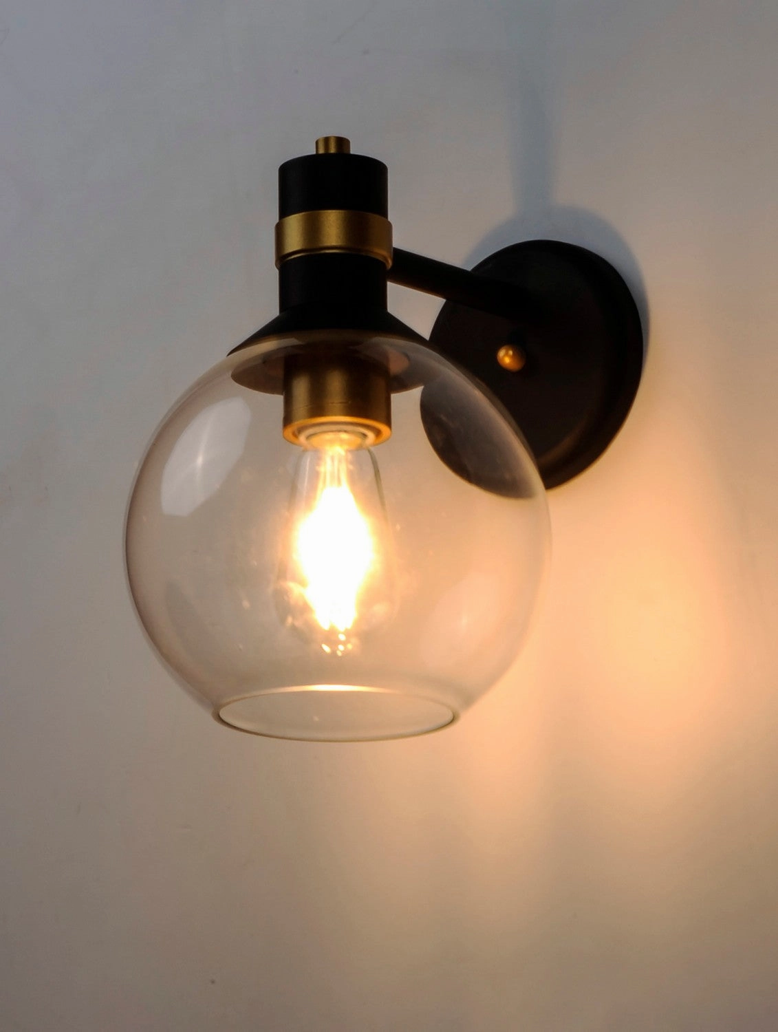 Cabin LED Outdoor Wall Sconce Bronze / Gold