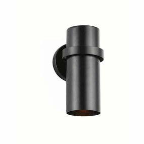 Canarm Gavi Outdoor Wall LightWeatherproof outdoor lighting