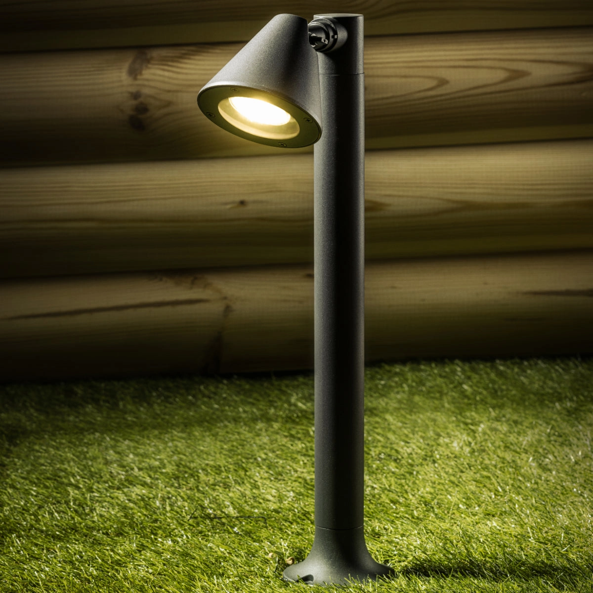 CGC MOLLY Dark Grey Cone Medium Post LightDecorative outdoor post lights