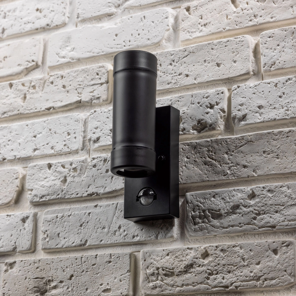 CGC VALENTINE Black Outdoor Double Wall Light With Motion Sensor