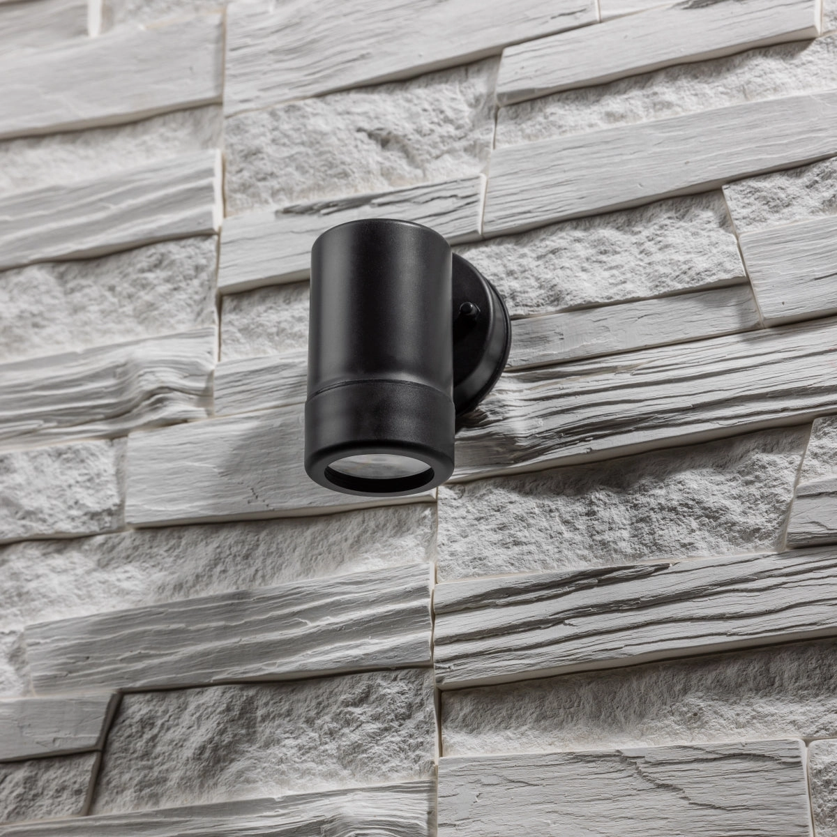 CGC VALENTINE Black Outdoor Single Spot Wall Light