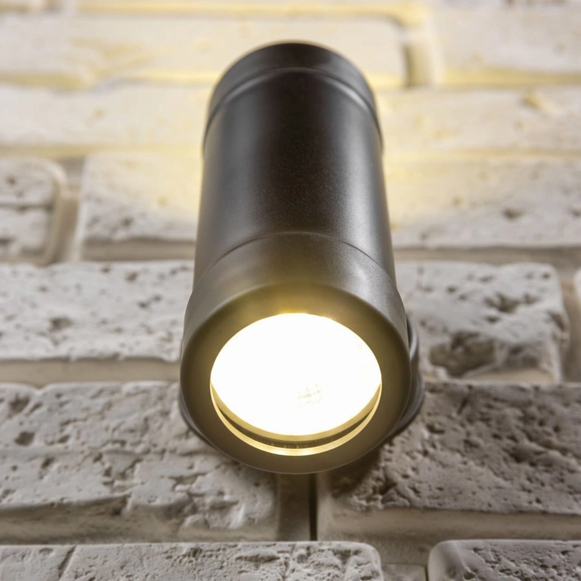 CGC VALENTINE Black Outdoor Up and Down Cylinder Spotlight