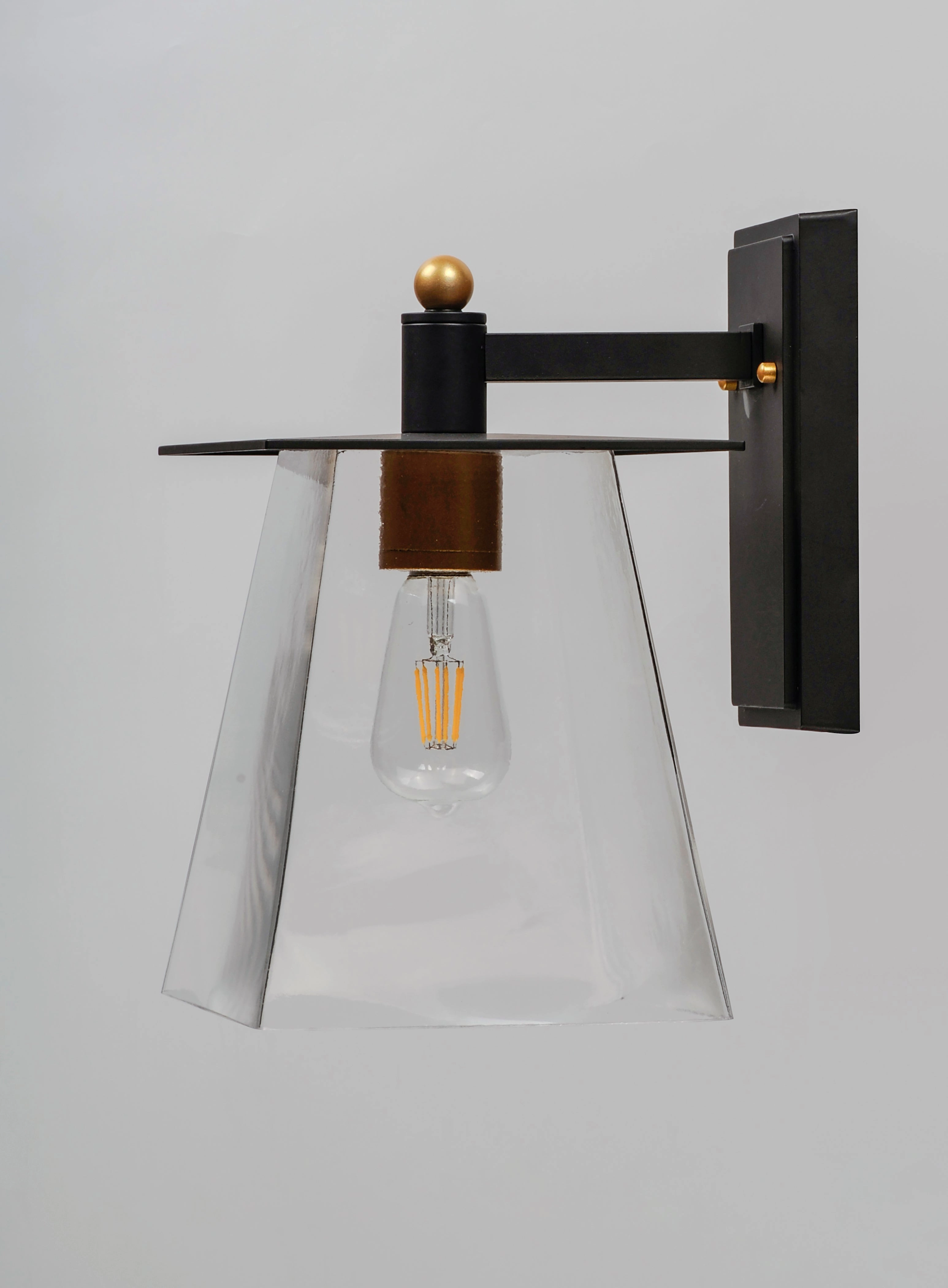 Chalet LED Outdoor Wall Sconce Bronze / Gold