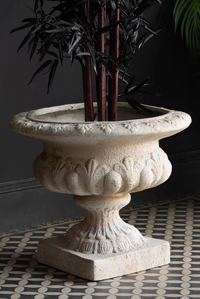 Classical Stone-Effect Planteroutdoor garden decorative ornaments