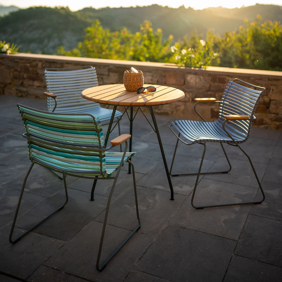 Click Outdoor Dining Chair w/ Armrests