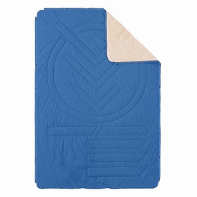CloudTouch Blanket modern outdoor garden furniture collection