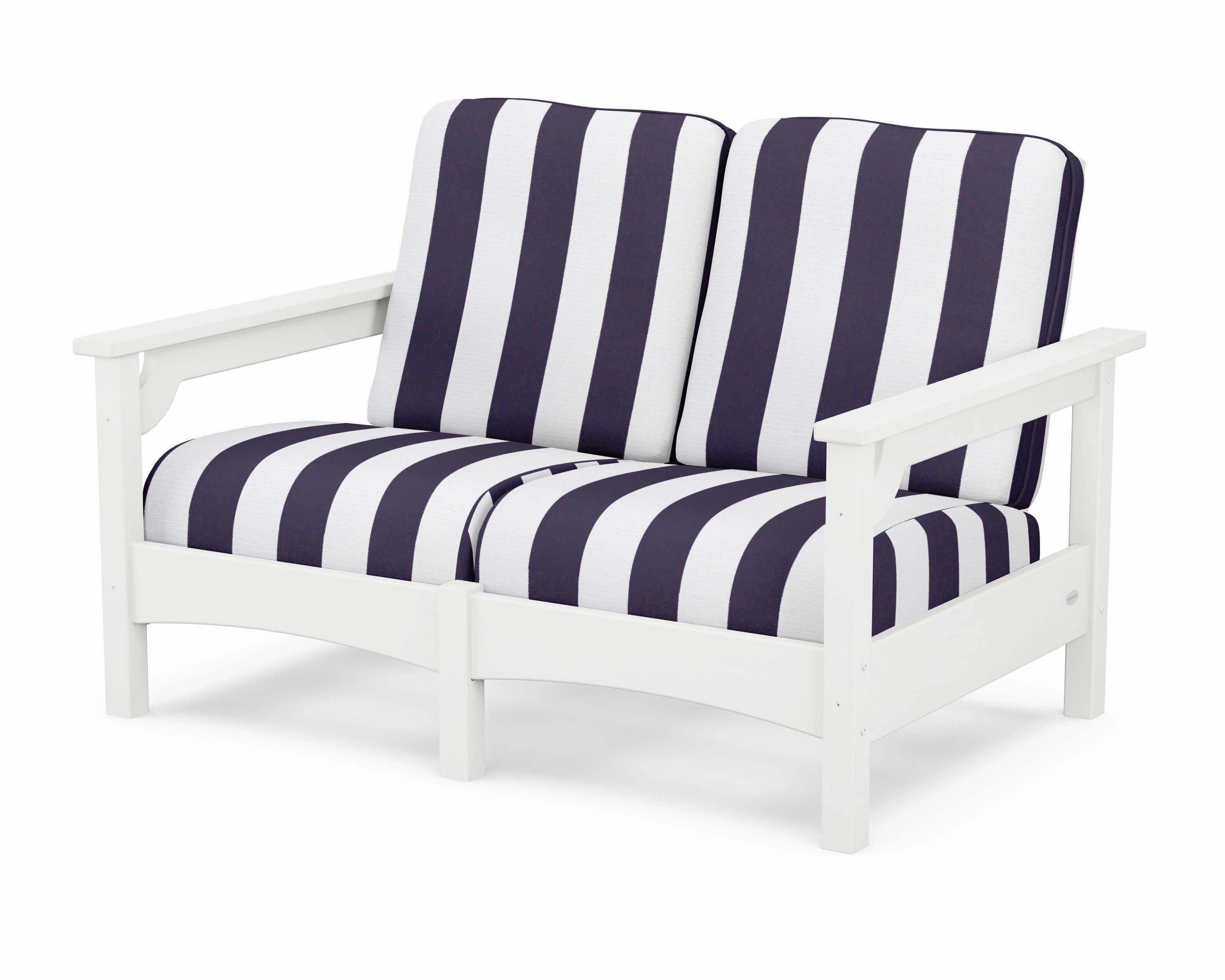 Club Loveseat