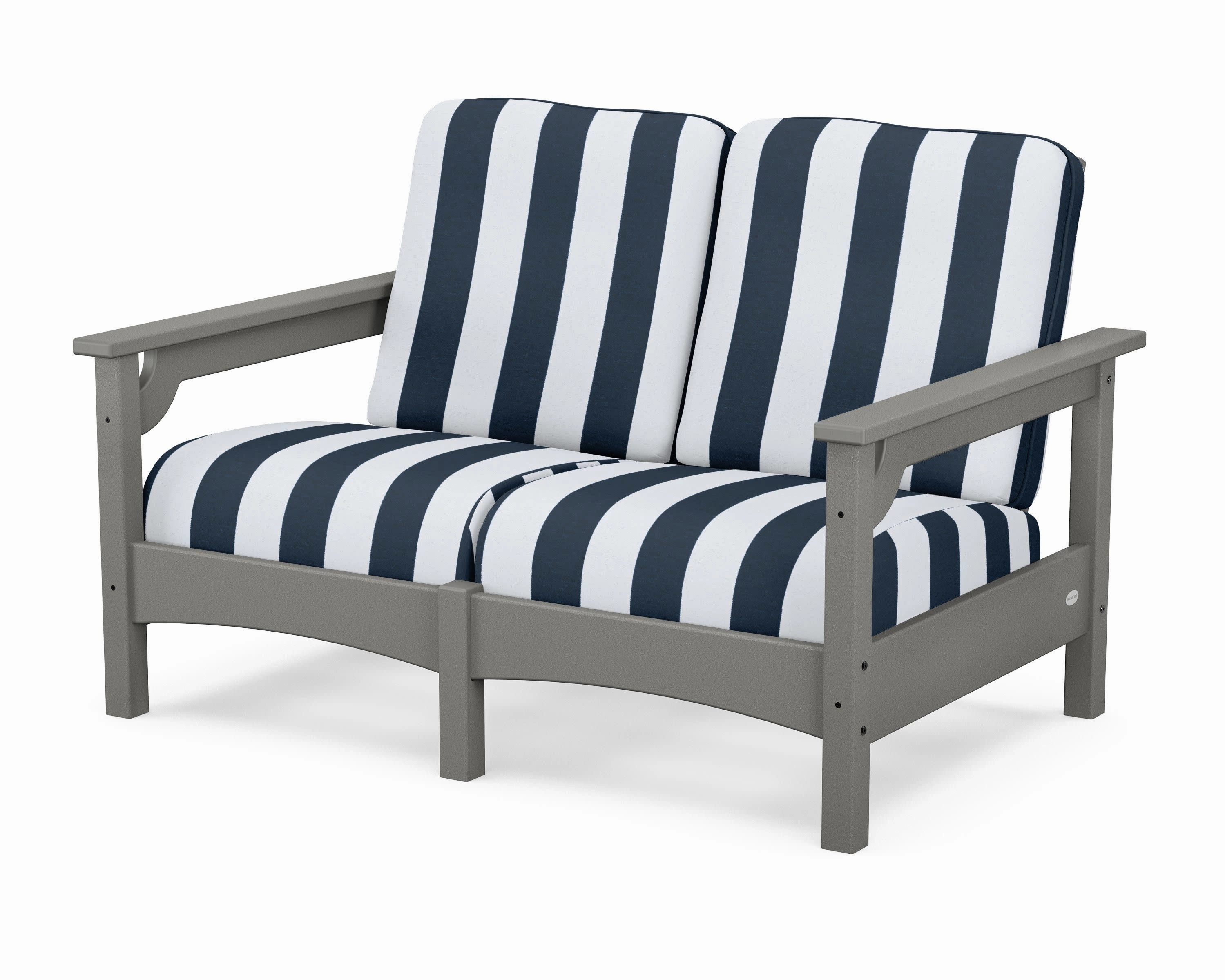 Club Loveseat