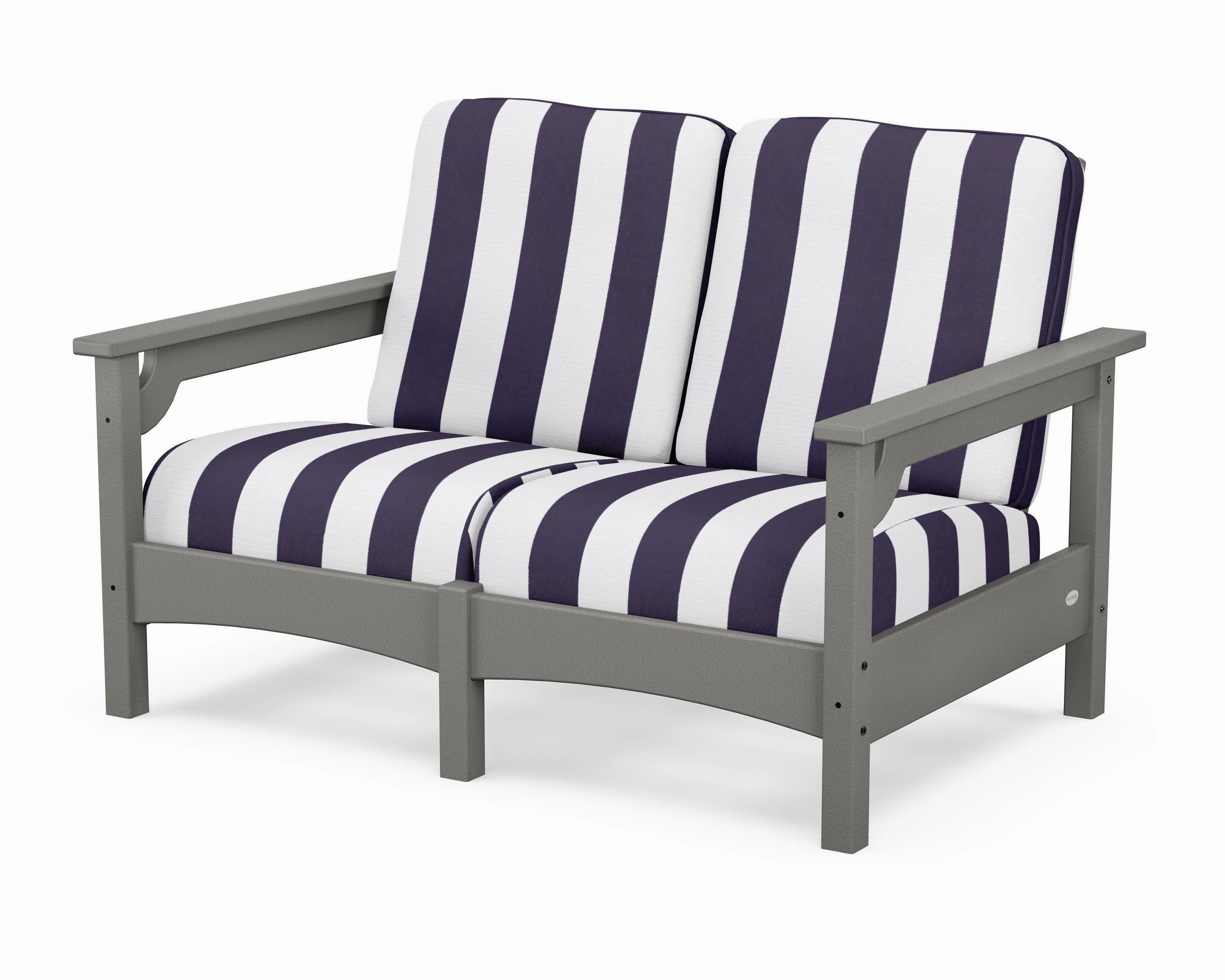 Club Loveseat