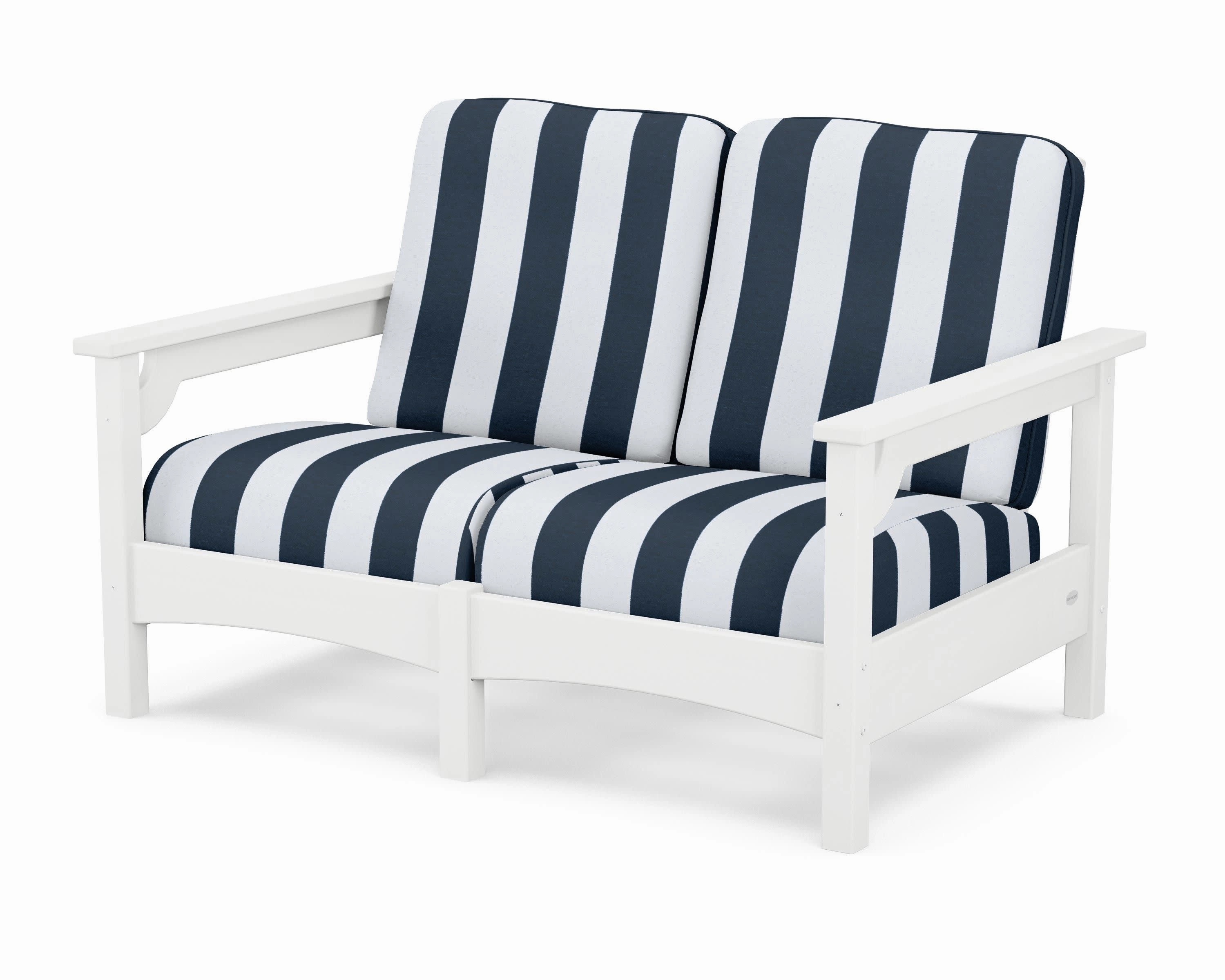 Club Loveseat