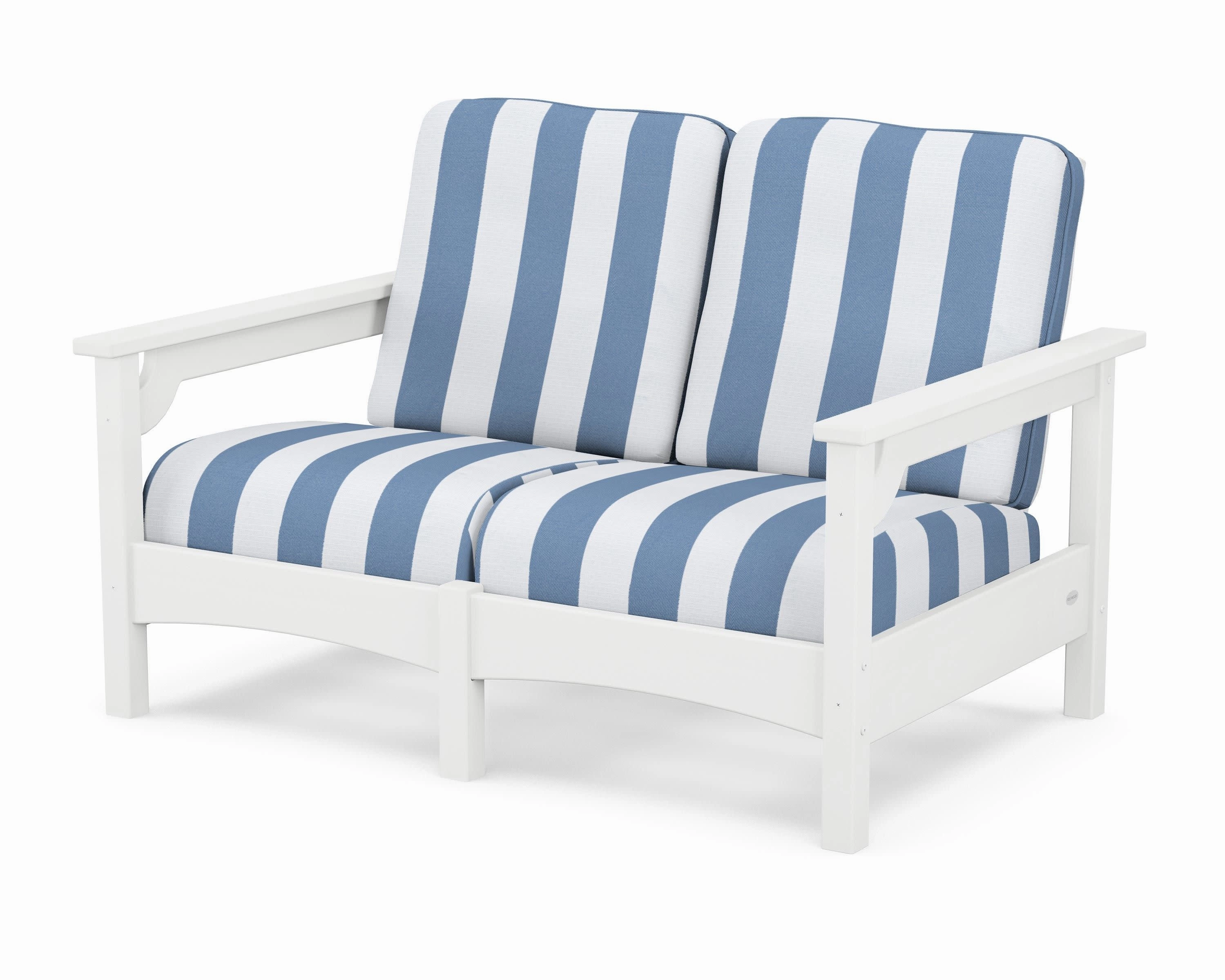 Club Loveseat