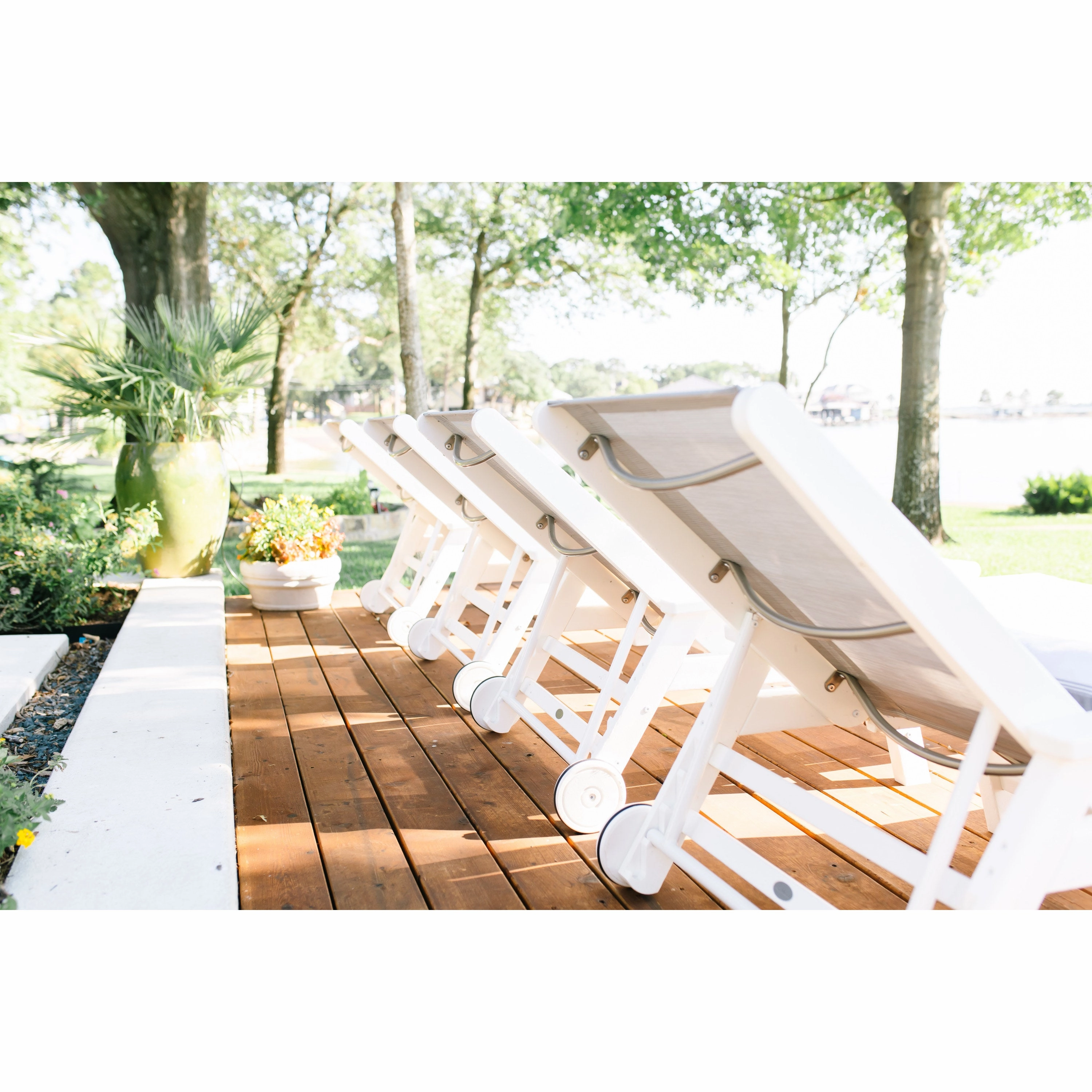 Coastal Chaise with Wheels