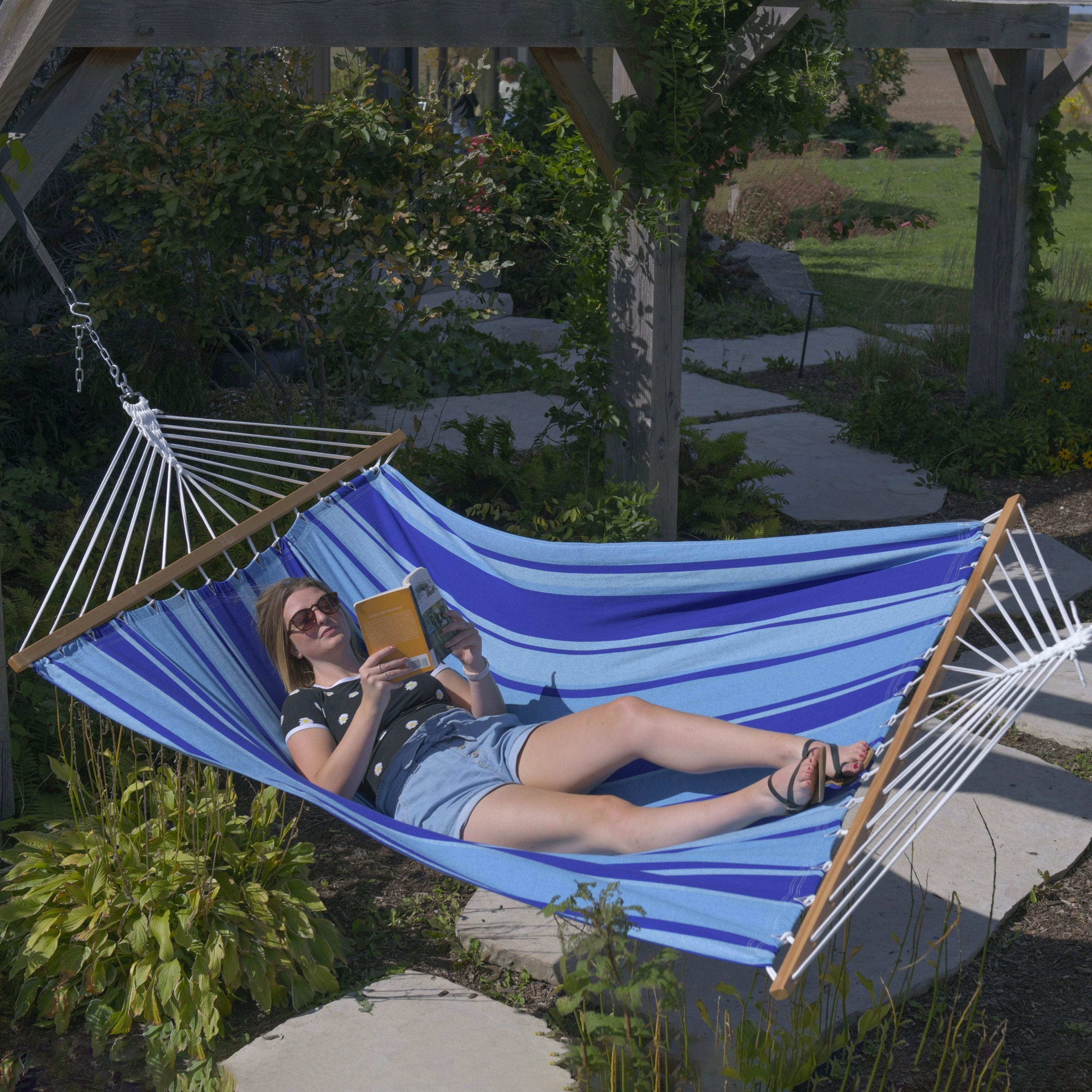Cotton Spreader Bar Hammock - Island Breeze