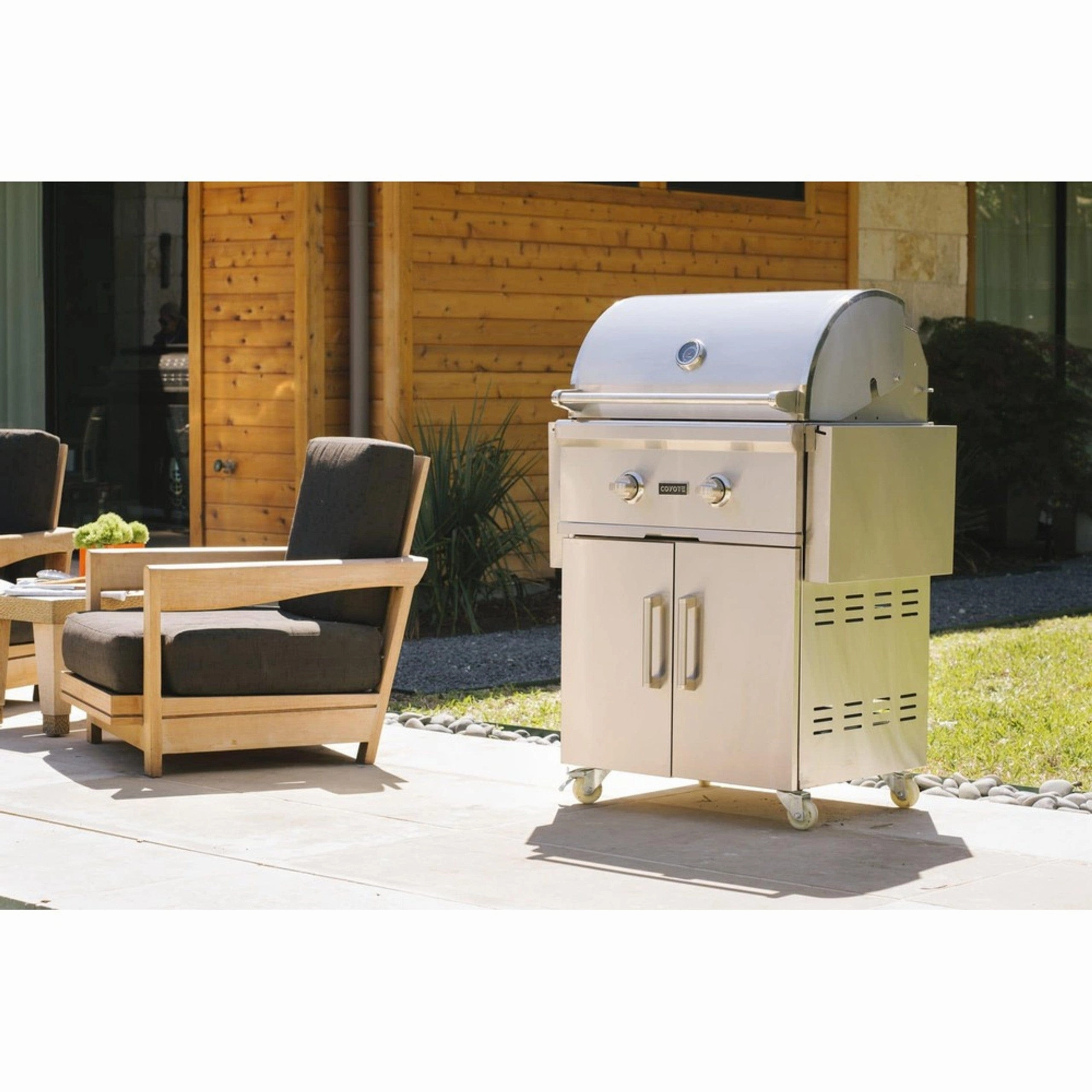 Coyote 28-inch on Cart Burner Freestanding LP Gas Grill C1C28LP-FS