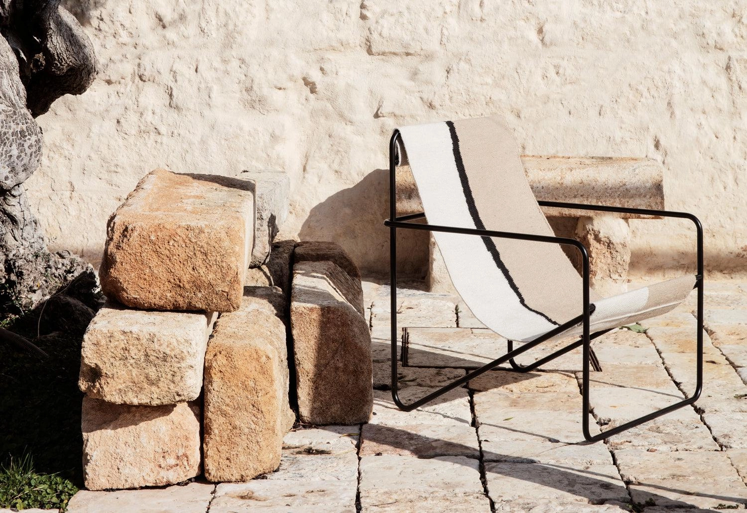 Desert Lounge Outdoor Chair