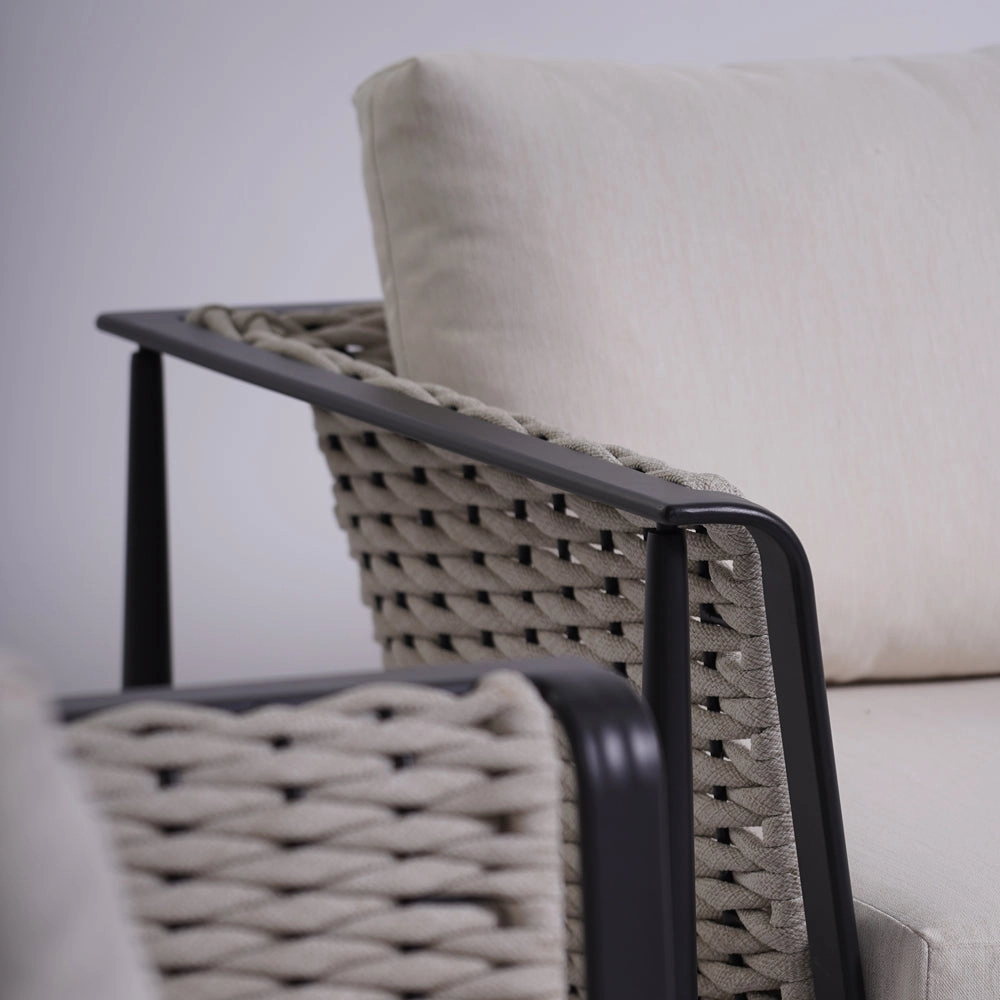Diva Club Chair