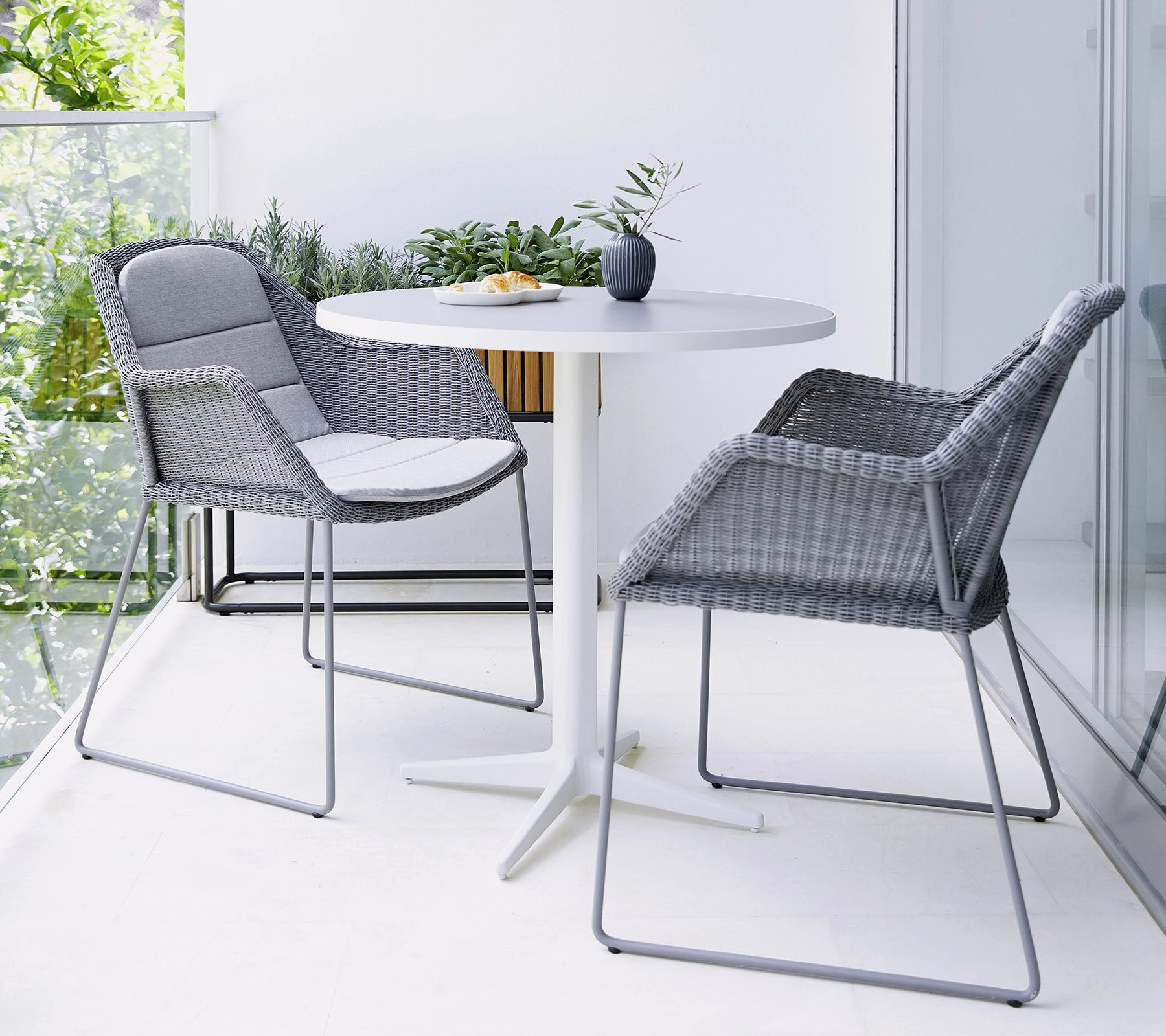 Drop caf table dia. 75 cm