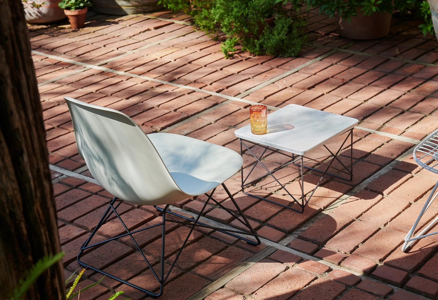 Eames LSR Plastic Chair