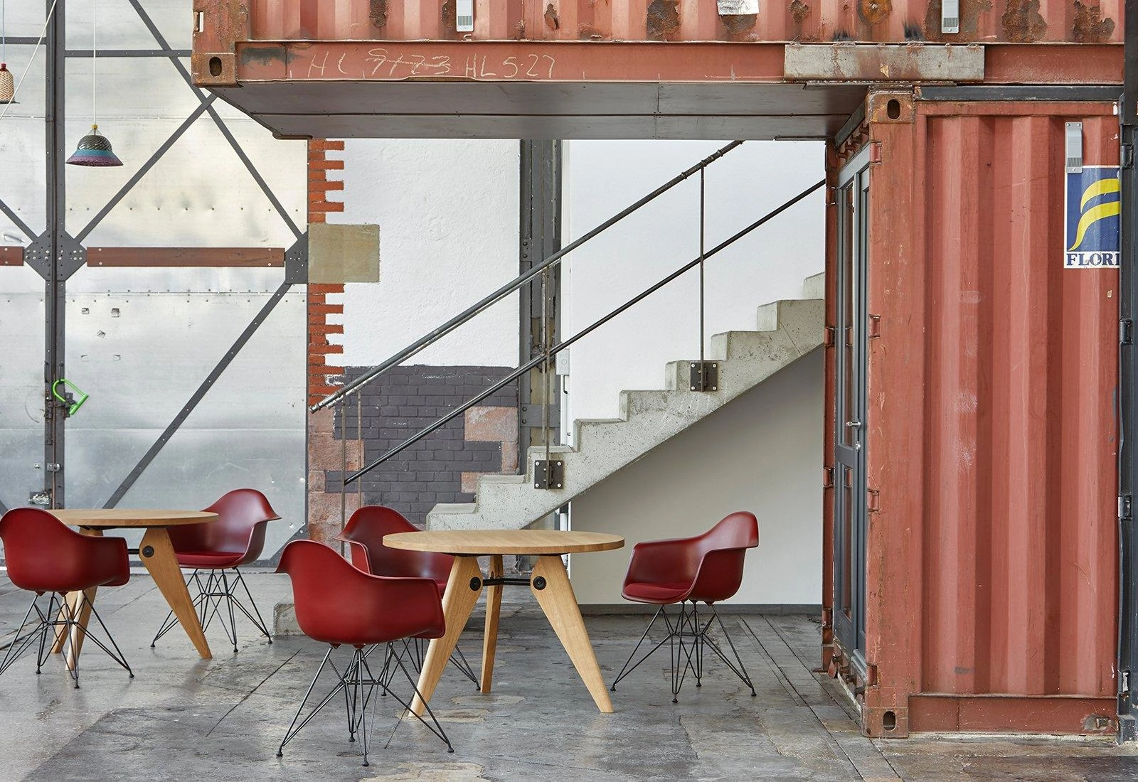 Eames RE DAR Armchair