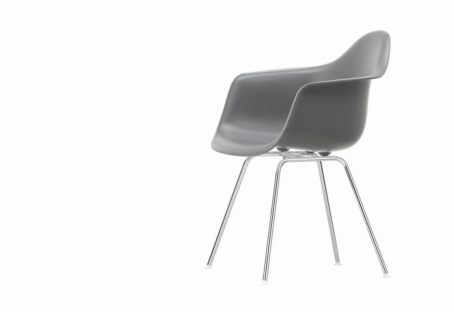 Eames RE DAX Armchair