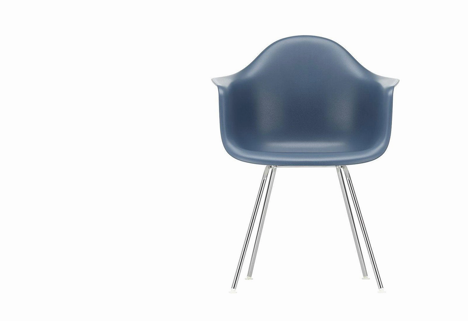 Eames RE DAX Armchair