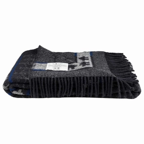 Ekshrad Natt Wool Blanket modern outdoor garden furniture collection