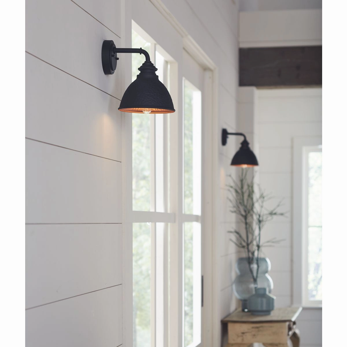 Englewood One Light Wall Lantern Black
