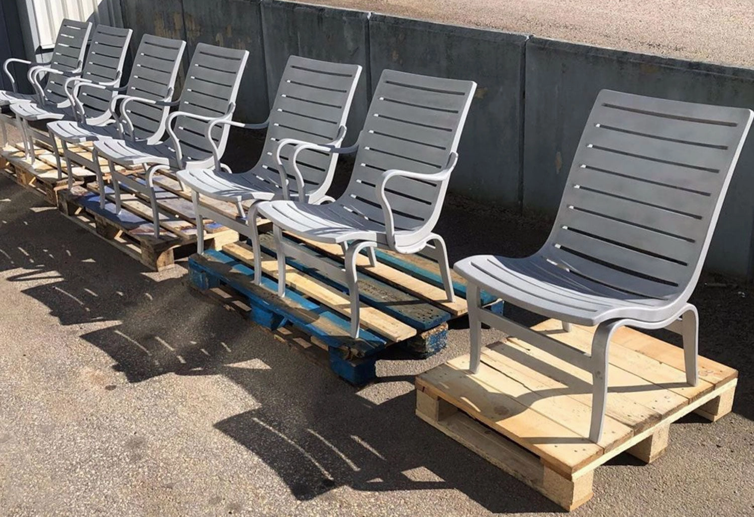Eva Aluminium Side Chair