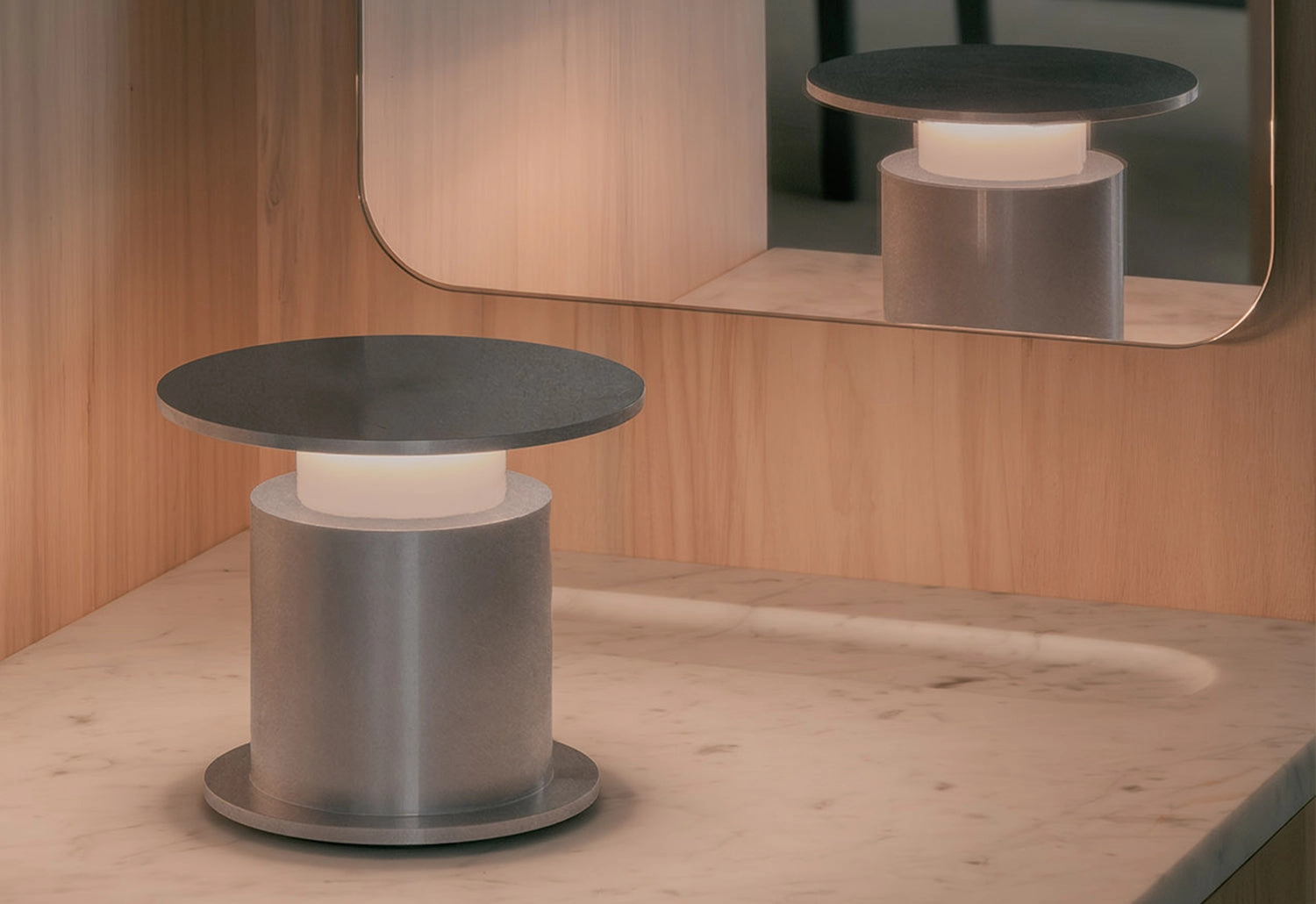 Faro Portable Lamp