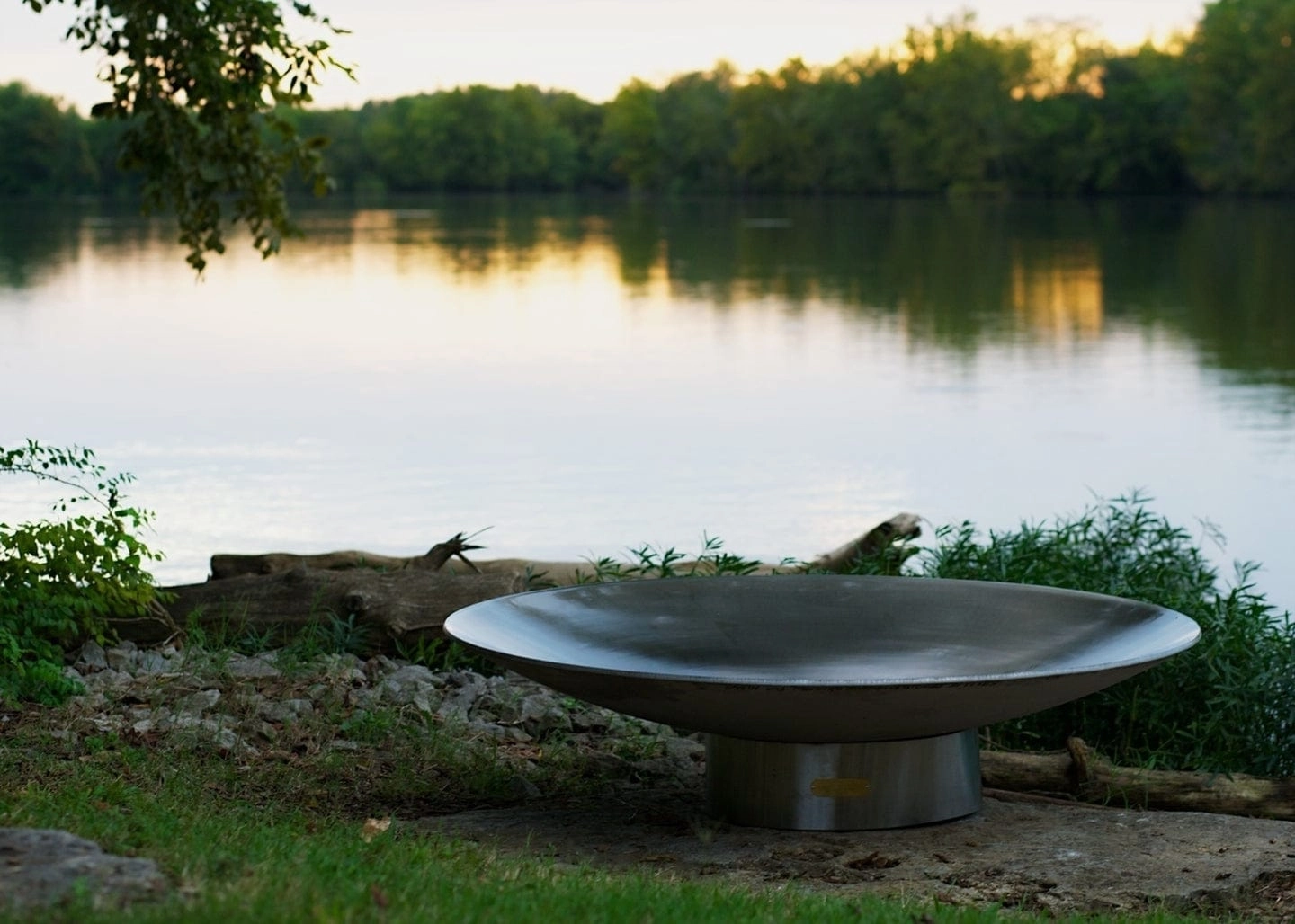 Fire Pit Art Bella Vita 46-inch Match Lit Fire Pit - Bella Vita46-PENTA24-200K BTU